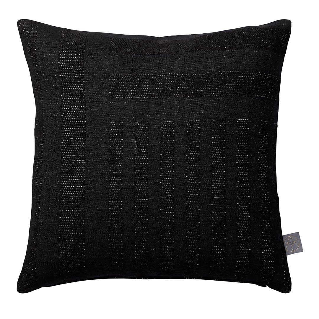 AYTM Contra Cushion - Modern Decorative Throw Pillow for Sofa, Bed & Lounge - Stylish Home Decor Accent for Living Room, Bedroom & Office