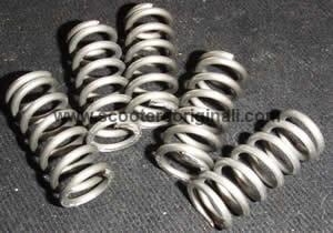 Lambretta Clutch Spring Performance Set of 5 for Gran Turismo Scooters - High-Performance Replacement Parts for Smooth Gear Shifting and Enhanced Ride Experience