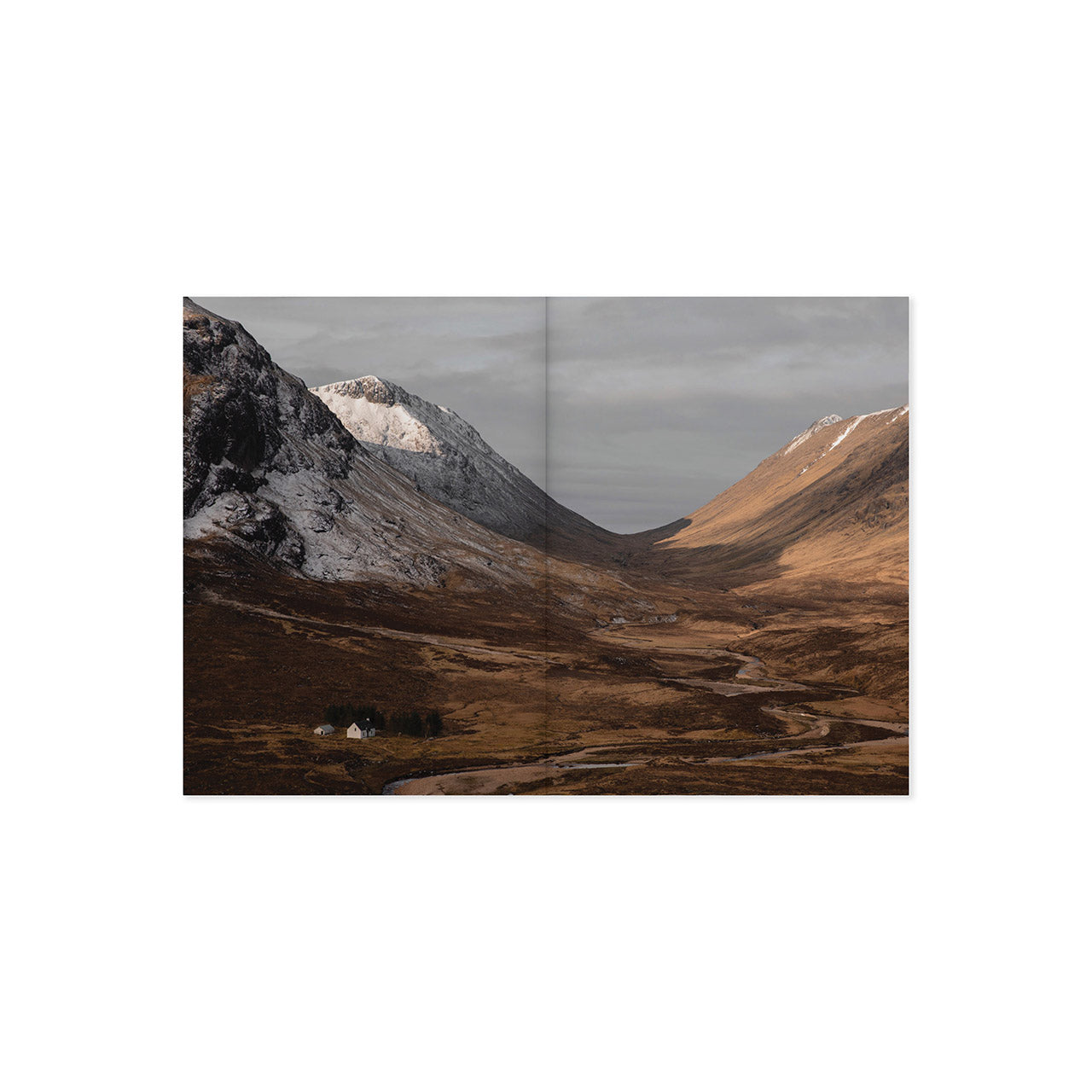 Kinfolk Travel - Stylish & Minimalist Travel Essentials for Adventurers | Perfect for Backpacking, Road Trips & Outdoor Exploration