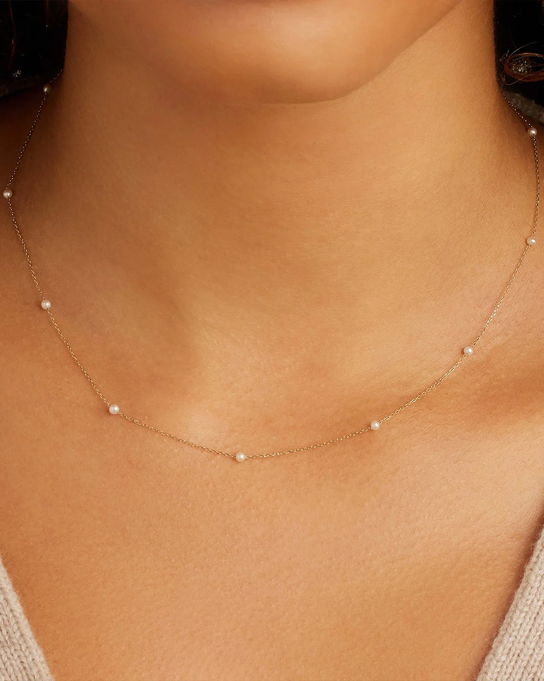 Elegant Pearl Newport Necklace for Women - Classic & Timeless Jewelry Gift for Weddings, Parties & Special Occasions