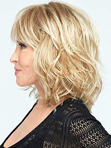 Raquel Welch Stop Traffic Wig Bundle - 5 Piece Set with Q&A Booklet, Travel Size Shampoo, Wig Cap & Comb | Color R6 | Perfect for Cosplay, Costumes & Everyday Wear