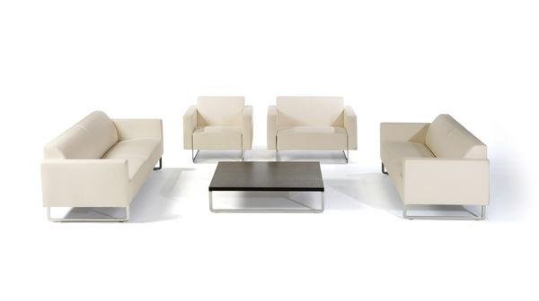 Stylish Mare Table by Artifort - Modern Coffee Table for Living Room, Lounge & Office - Durable & Elegant Home Decor Furniture