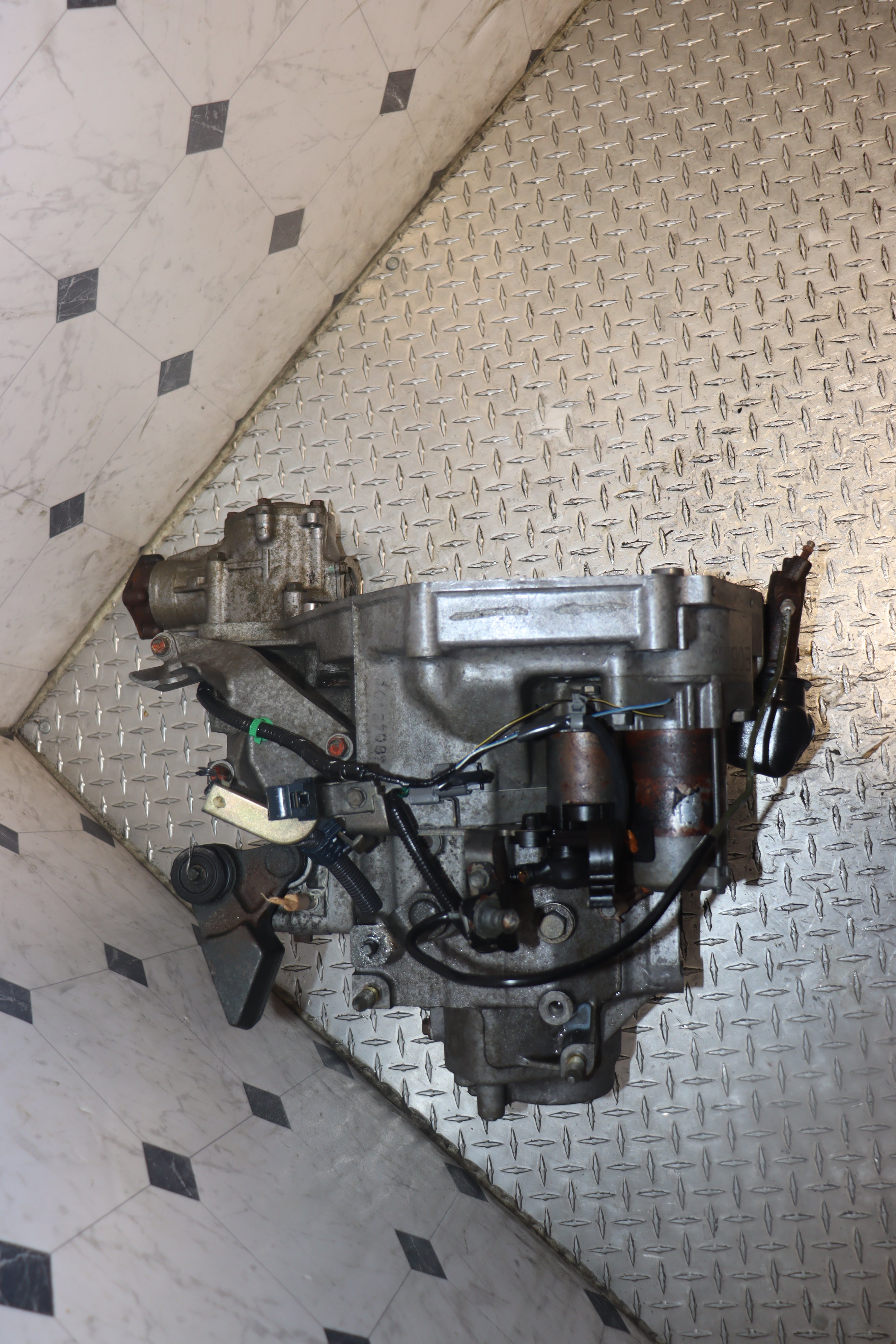 JDM B20B Manual Transmission for 1997-2001 Honda CR-V 2.0L Engine - Perfect for Honda CR-V Transmission Replacement & Performance Upgrades