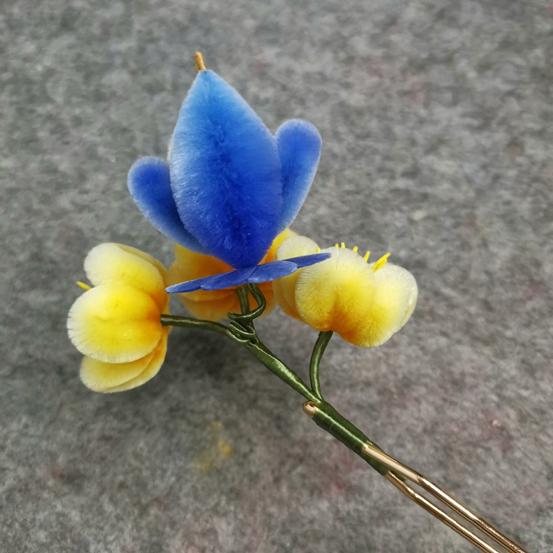 Elegant Blue Bird Silk Hairpin - Handmade Bespoke Hair Accessory for Weddings, Parties & Special Occasions