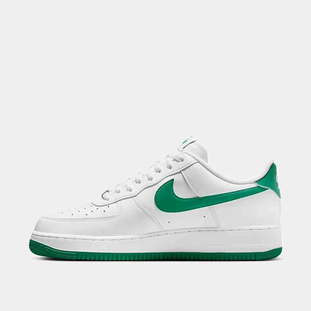 Nike Men's Air Force 1 '07 White Sneakers - Classic Basketball Shoes for Casual Wear & Street Style Fashion