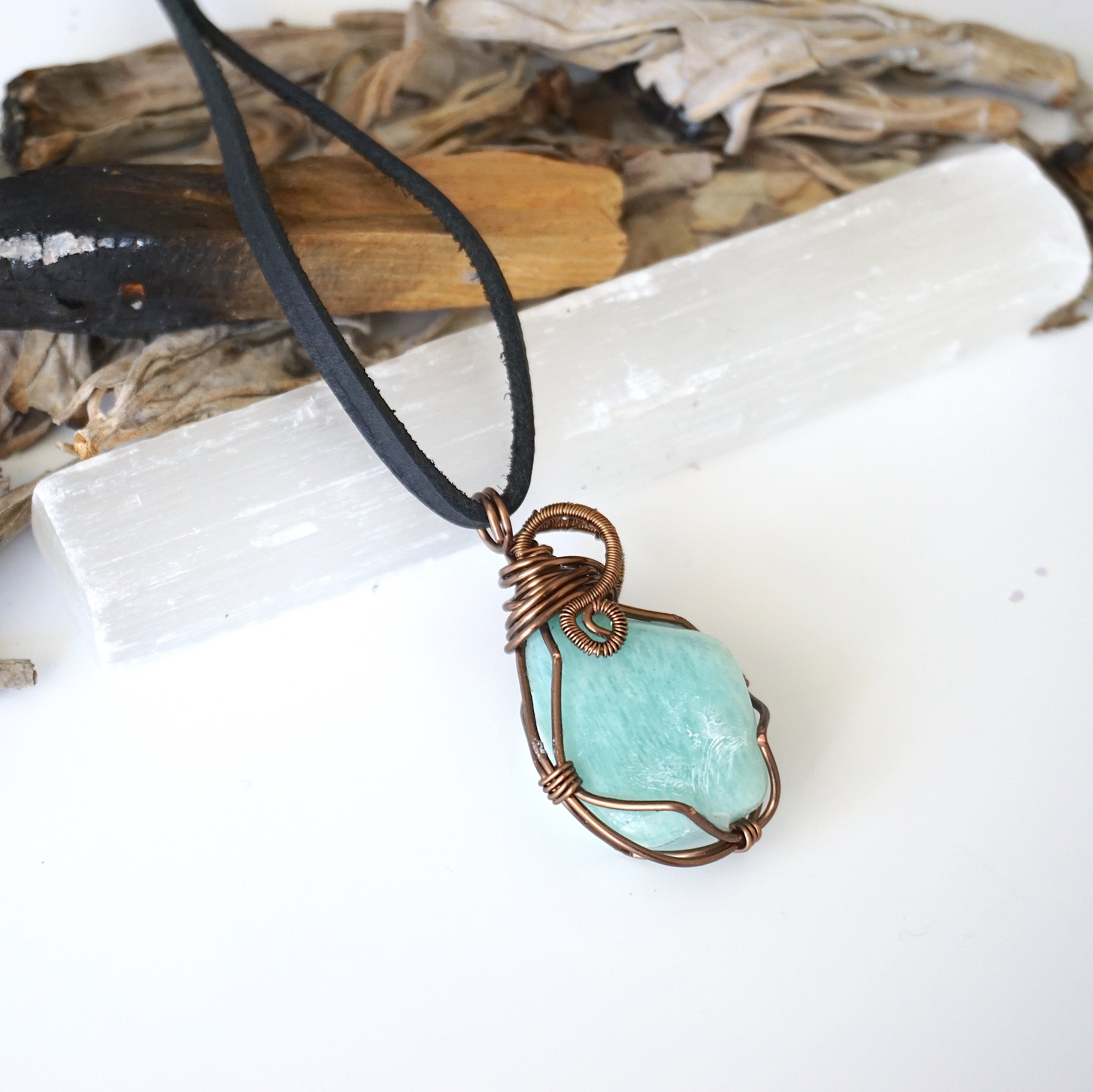 Antique Bronze Amazonite Necklace for Women - Healing Stone Jewelry, Spiritual Gift for Meditation & Energy Balance - Perfect for Yoga, Reiki & Boho Fashion