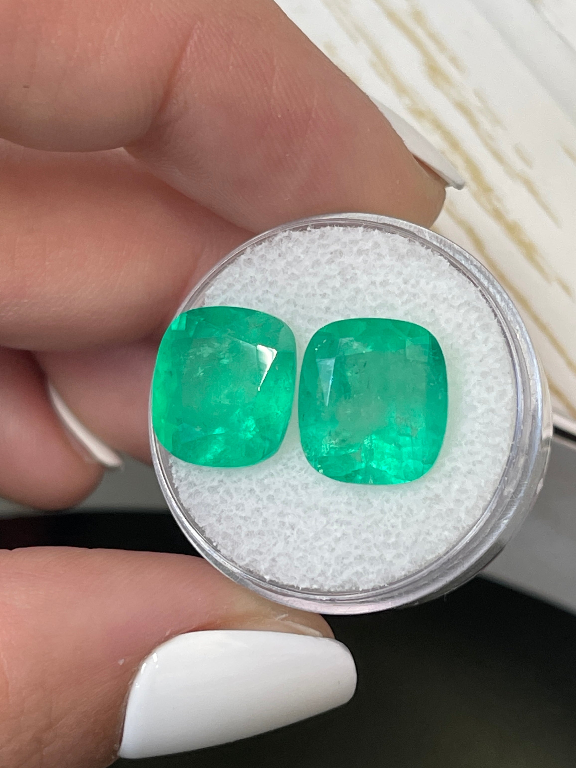Natural Colombian Loose Emeralds 11.11tcw 12x11mm Cushion Cut - Yellowish Green Gemstones for Jewelry Making, Engagement Rings & Luxury Gifts