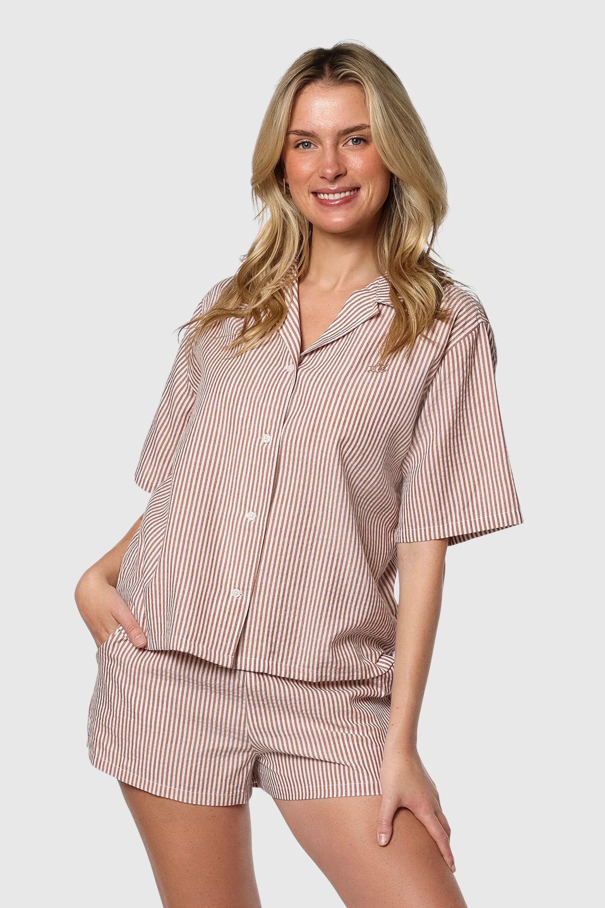 Breeze Shirt Striped - Lightweight & Breathable Summer Top for Men & Women | Perfect for Beach, Travel & Casual Outfits