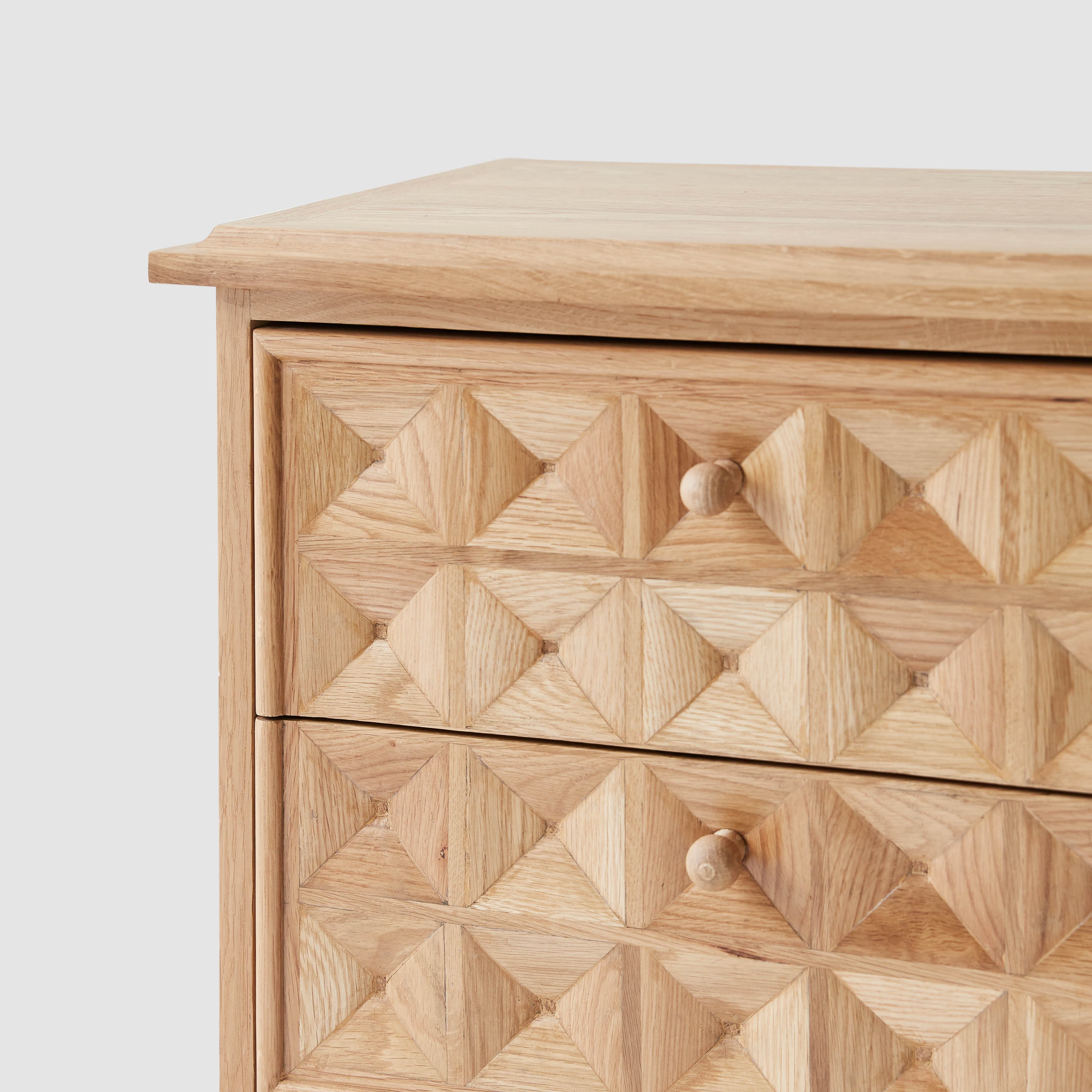 Modern Nightstand with USB Ports - Stylish Bedside Table for Bedroom, Living Room, or Office - Perfect for Charging Devices and Storage