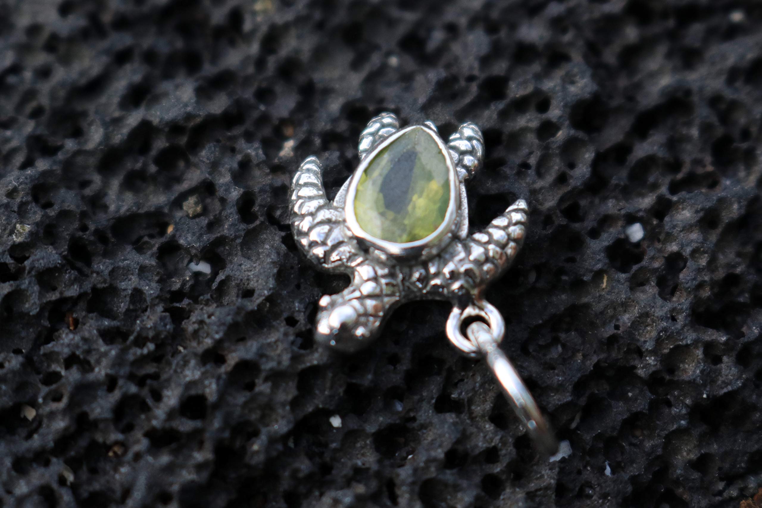 Peridot Turtle Charm Necklace - Sterling Silver Pendant for Women, Gift for Nature Lovers, Birthday & Anniversary Jewelry