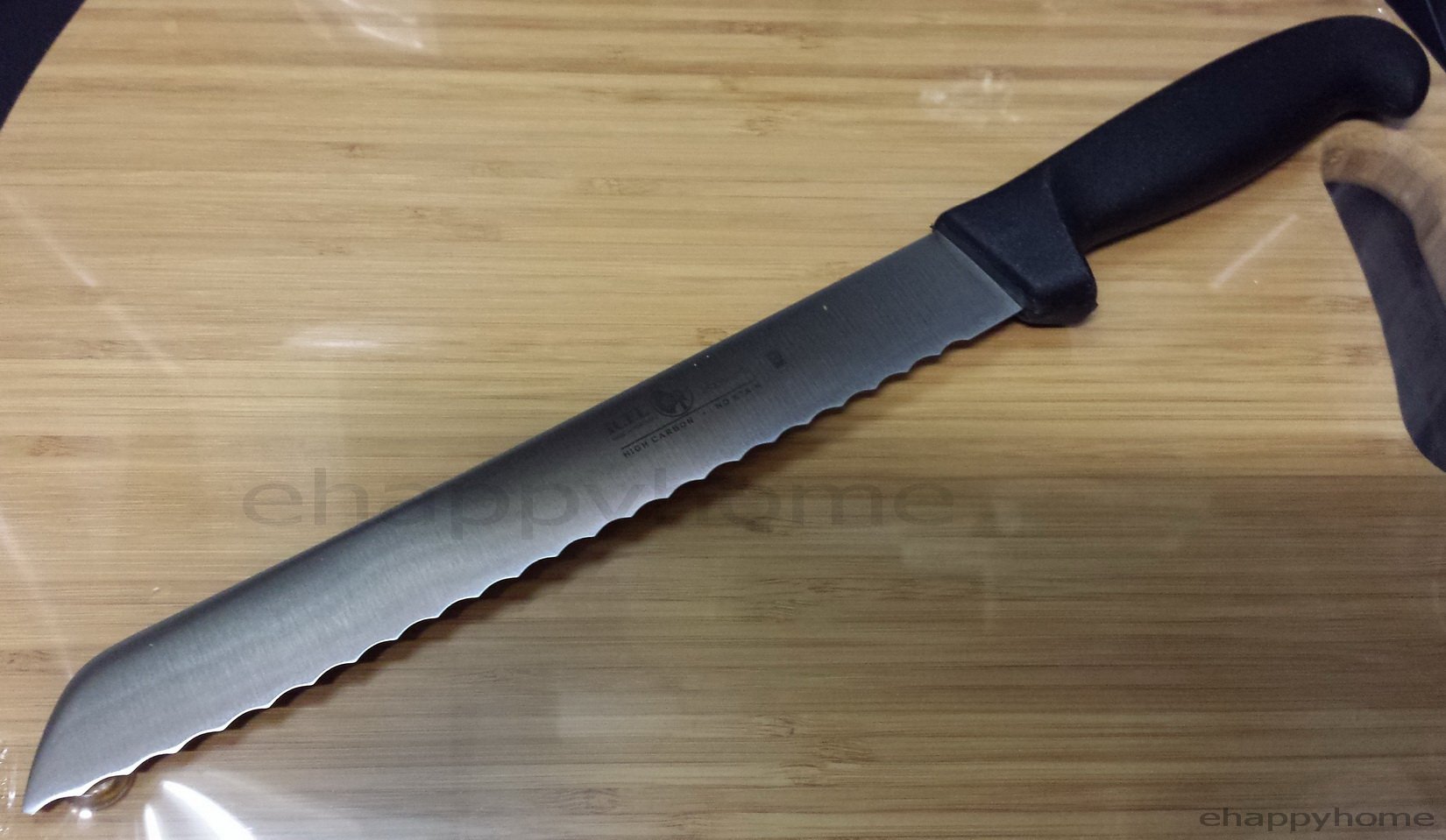 10-Inch Wavy Bread Knife with Ergonomic Black Handle - Perfect for Slicing Bread, Cakes, and Pastries - Ideal for Home Bakers and Professional Chefs