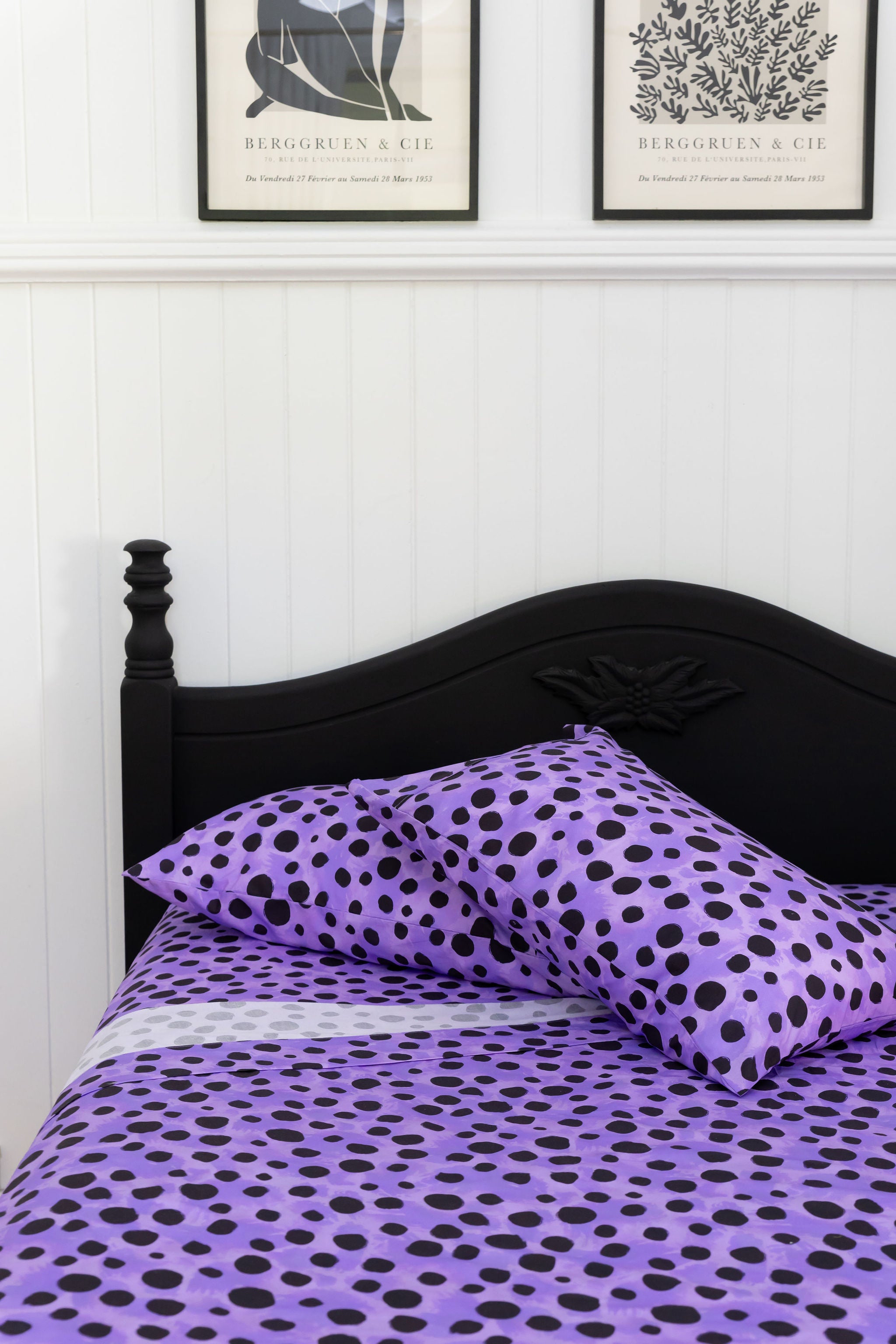 Kasey Rainbow Purple Cheetah Print Sheet Set - Soft Luxury Bedding for Queen Size Beds - Perfect for Modern Bedrooms & Guest Rooms