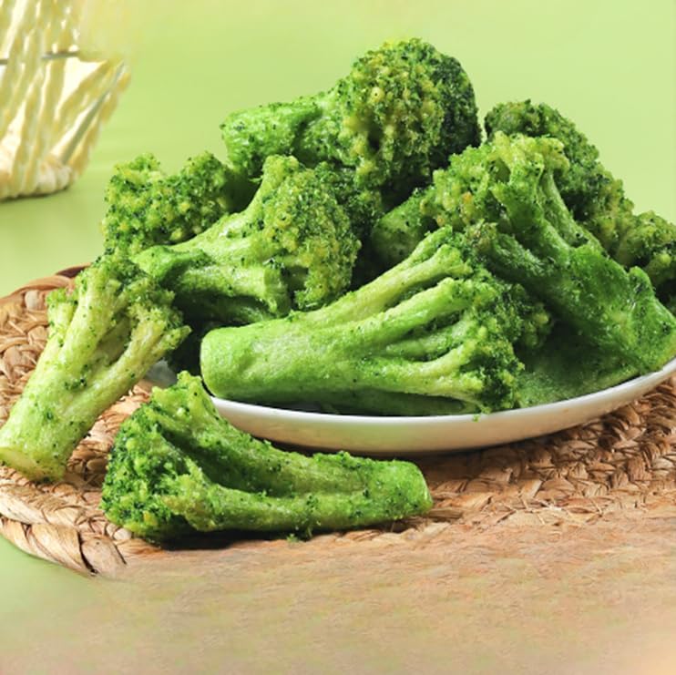 Organic Broccoli Crisps 150g (5.3oz) - Dried Vegetable Snacks, Healthy Ready-to-Eat Side Dish, Vegan Gluten-Free Crispy Chips - Perfect for Lunch Boxes, Office Snacks & Keto Diet (Pack of 2 Bags)
