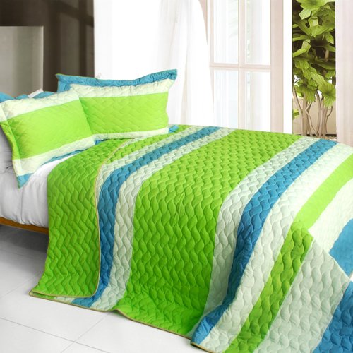 3-Piece Patchwork Quilt Set for Full & Queen Size Beds - Green Glass Mask Design - Perfect for Bedroom Decor, Guest Rooms & Cozy Home Styling