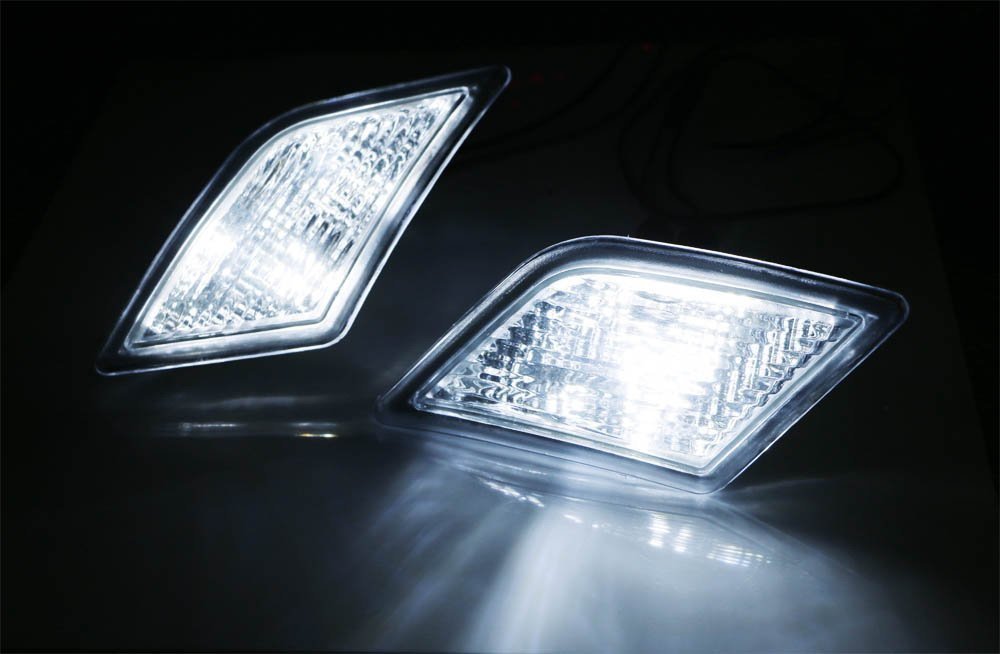 White LED Clear Lens Side Marker Lights for 2008-2011 Mercedes W204 C250 C300 C350 - Enhance Visibility & Style for Night Driving & Car Customization