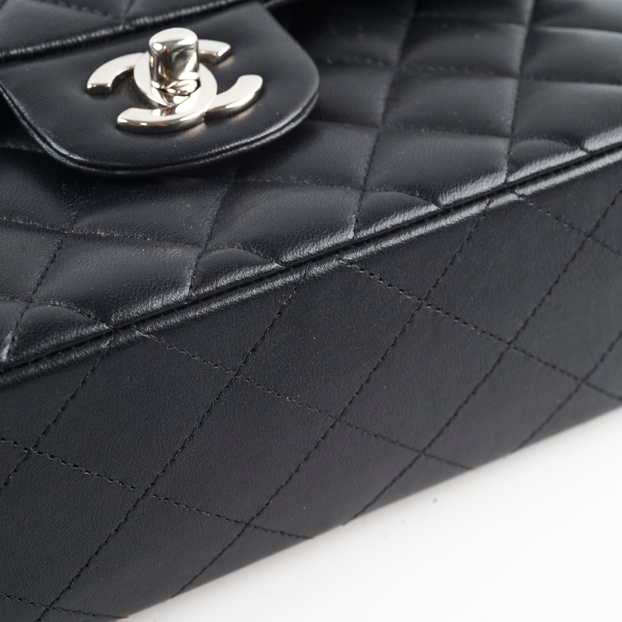 Chanel Small Double Classic Flap Bag Black Lambskin Leather 2021 Collection - Luxury Handbag for Women, Perfect for Evening Events & Special Occasions