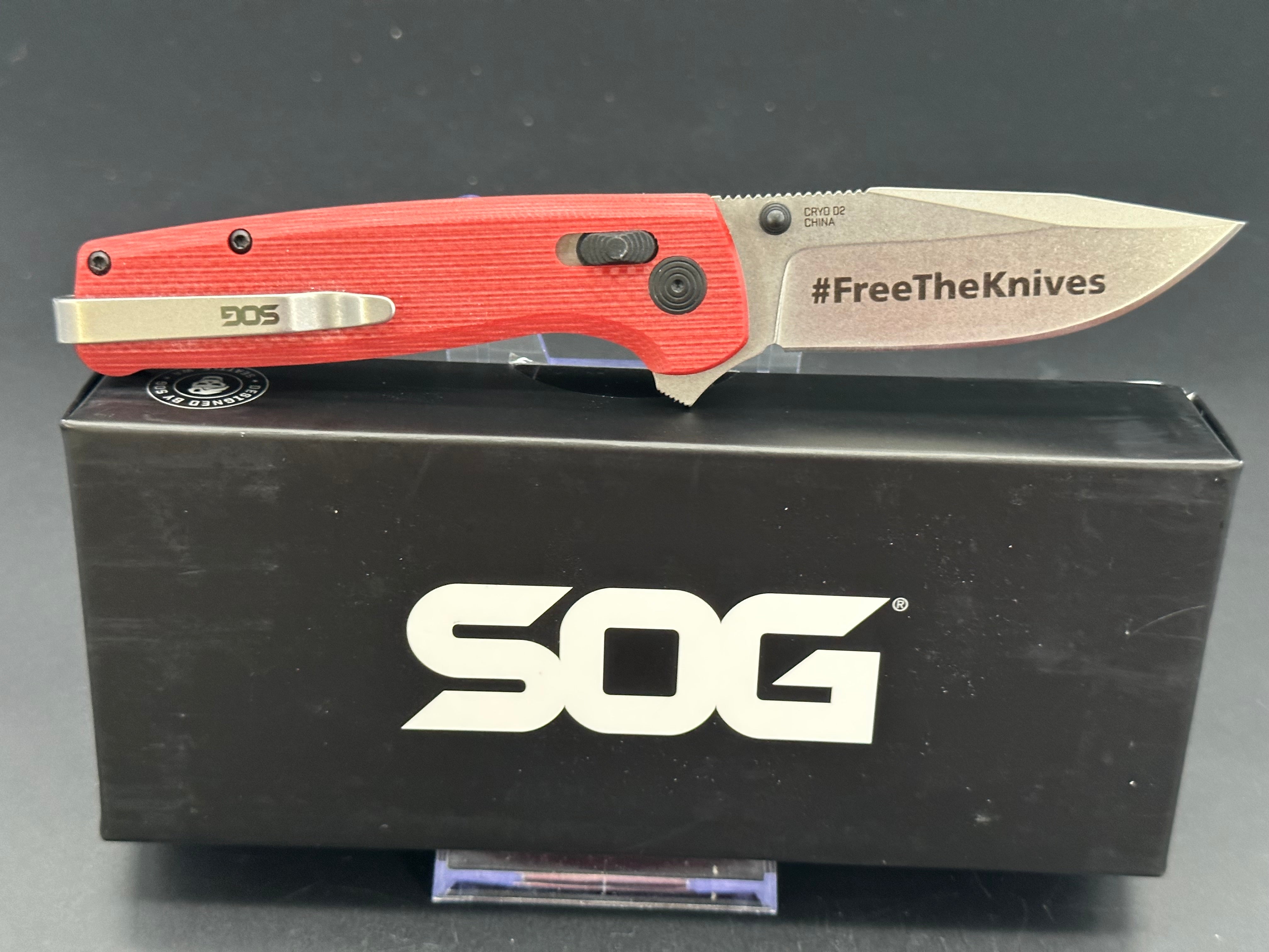 SOG TERMINUS XR Folding Knife - G10 Handle, D2 Steel Blade, Pocket Clip | EDC, Camping, Hiking & Outdoor Survival Gear