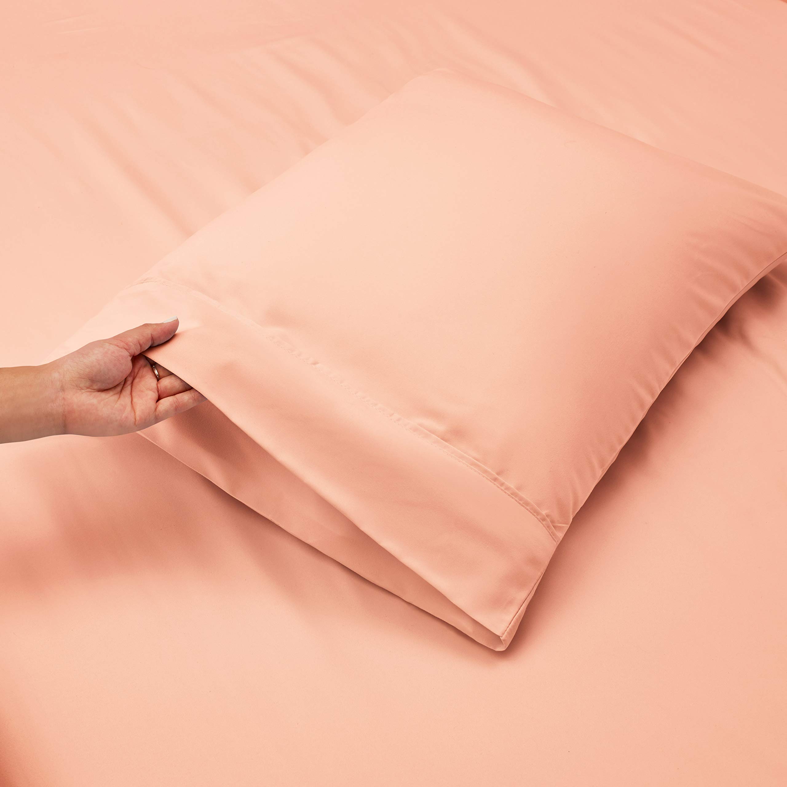 Nestl Extra Twin XL Deep Pocket Sheets Set - 4 Piece Soft Microfiber Bedding with Pillowcases - Fade Resistant, Breathable & Wrinkle-Free - Perfect for Dorms, Guest Rooms & Cozy Bedrooms (Twin XL, Peach)