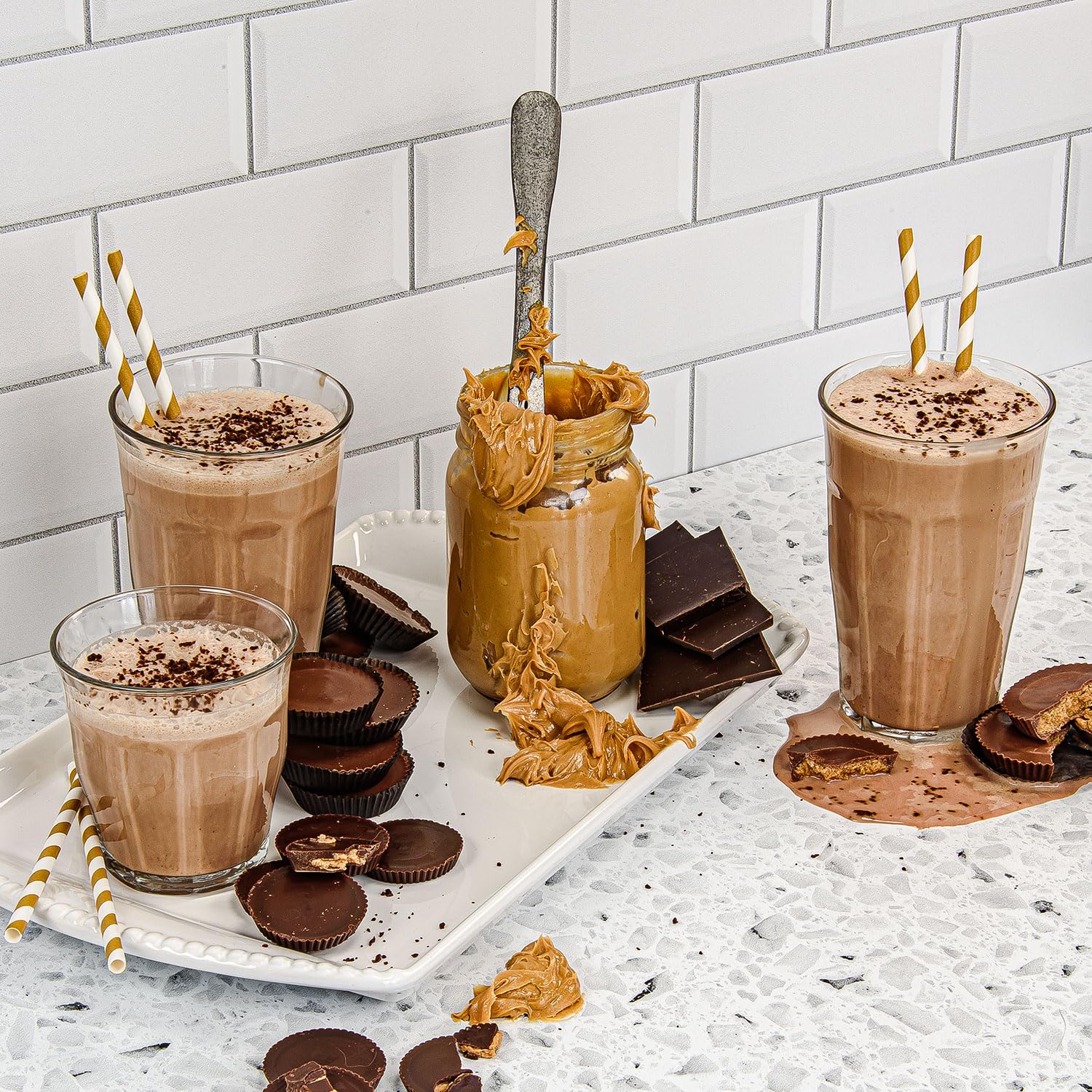 Keto Chow Chocolate Peanut Butter Meal Replacement Shake Powder - Low Carb, High Protein, Nutritionally Complete Keto Diet Shake for Weight Loss & Healthy Lifestyle - Perfect for Breakfast, Post-Workout or On-the-Go Nutrition