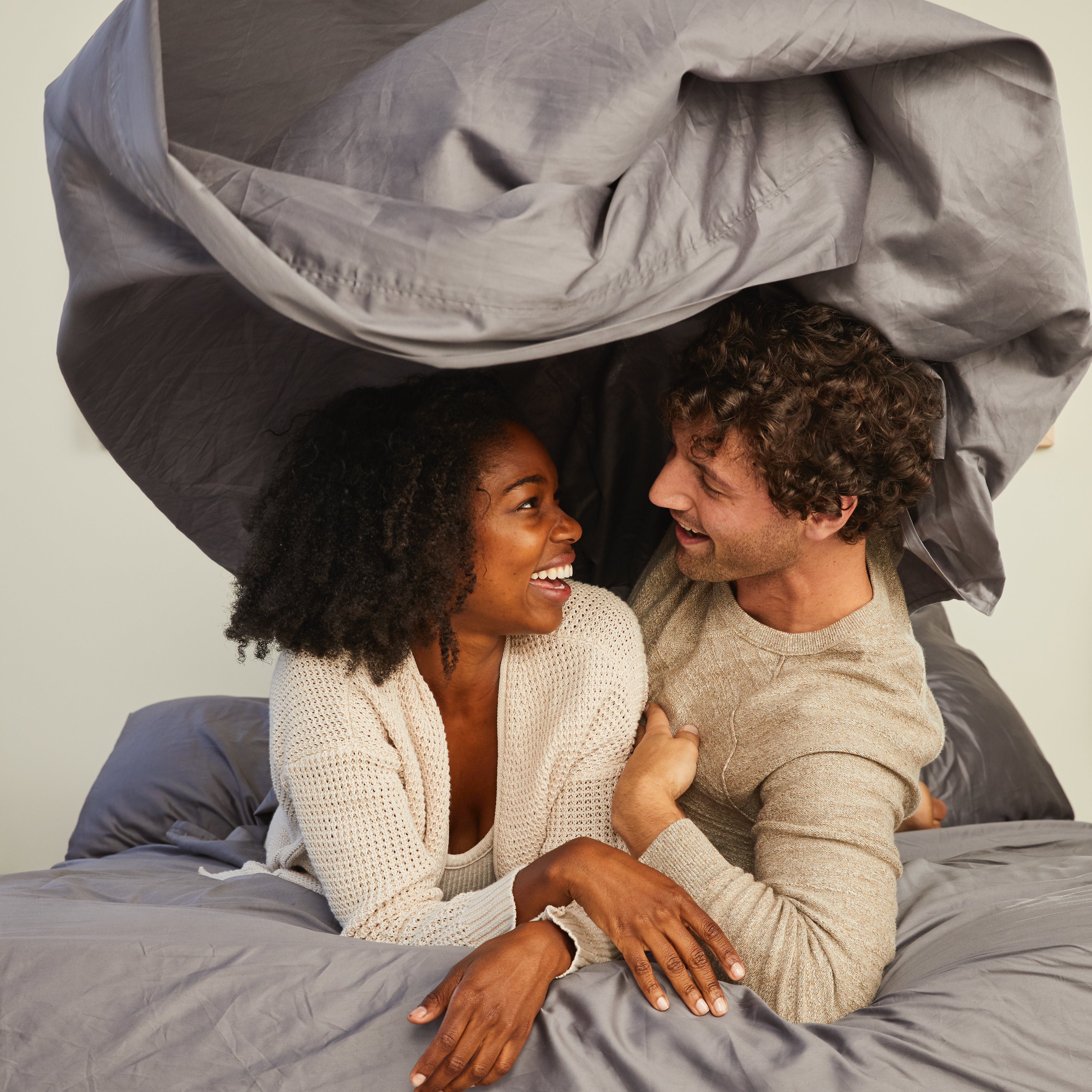 Premium Organic Cotton Sheets - Soft, Breathable & Hypoallergenic Bedding for a Comfortable Sleep - Perfect for Eco-Friendly Homes & Luxury Hotels