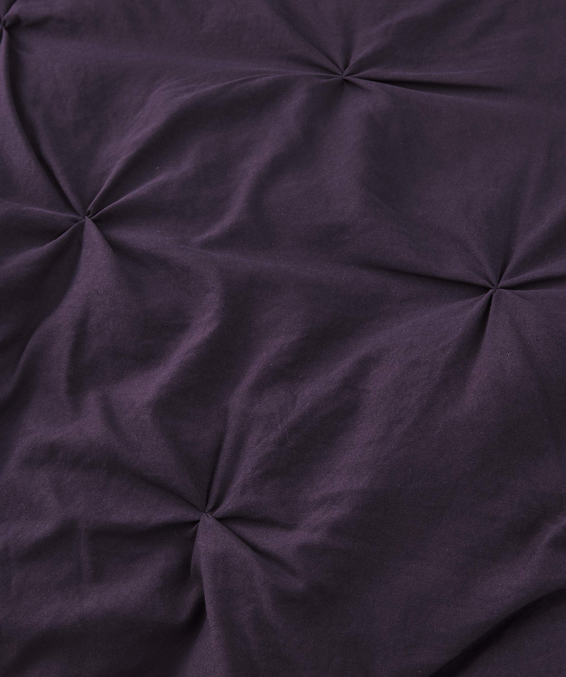 Premium Soft Cotton Comforter Set - All Season Goose Down Alternative Pinch Pleat Duvet Insert | 500 GSM Fill Power | Ultra Soft Oversized Queen 3-Piece Bedding Set (Eggplant Purple) for Cozy Bedroom, Guest Room & Luxury Hotel Decor