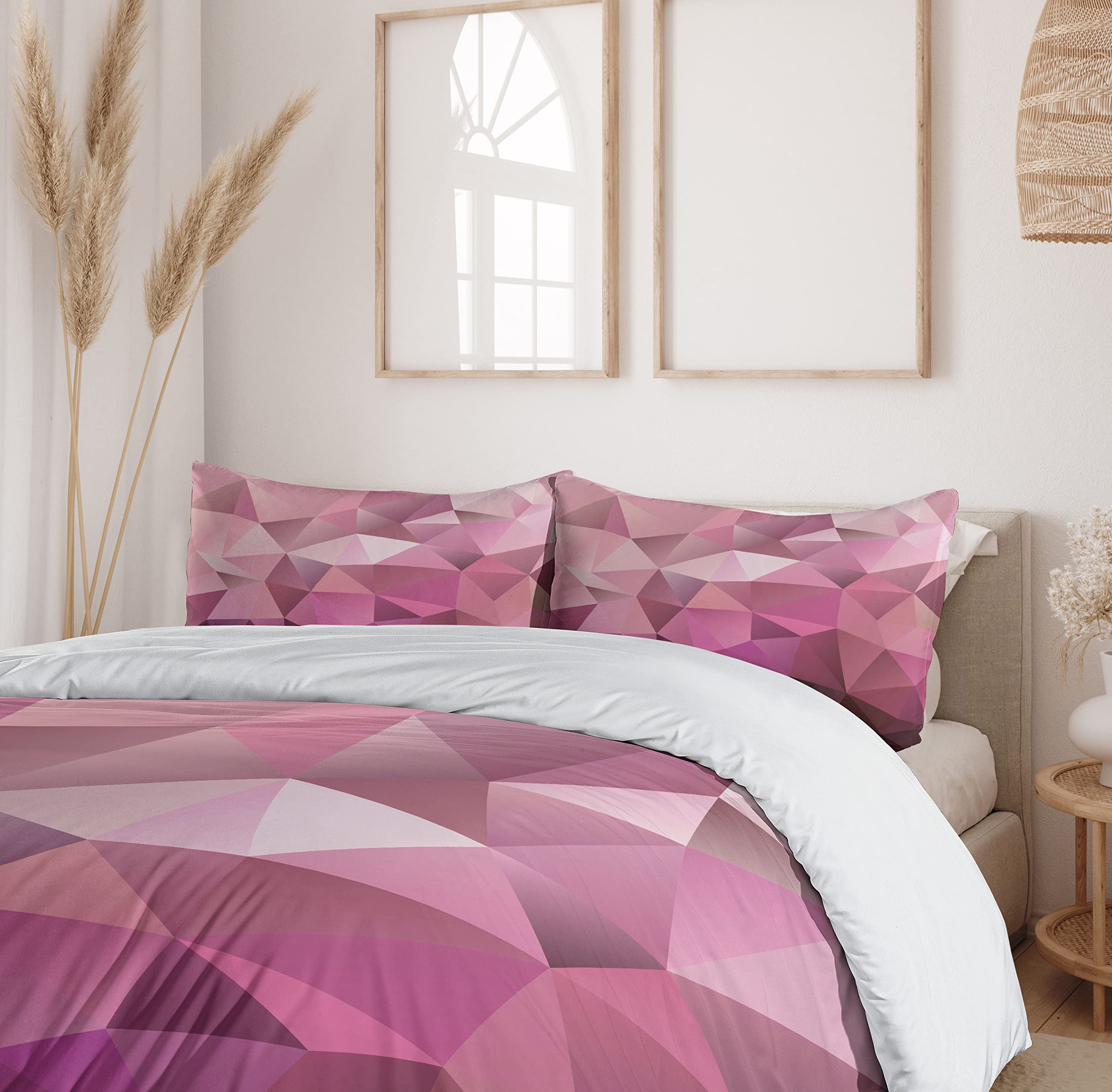 Ambesonne Abstract Duvet Cover Set - Modern Triangle Geometric Pattern Bedding | 3-Piece California King Set with 2 Pillow Shams in Rose Pink | Perfect for Contemporary Bedroom Decor, Guest Rooms & Luxury Hotel Style Makeovers