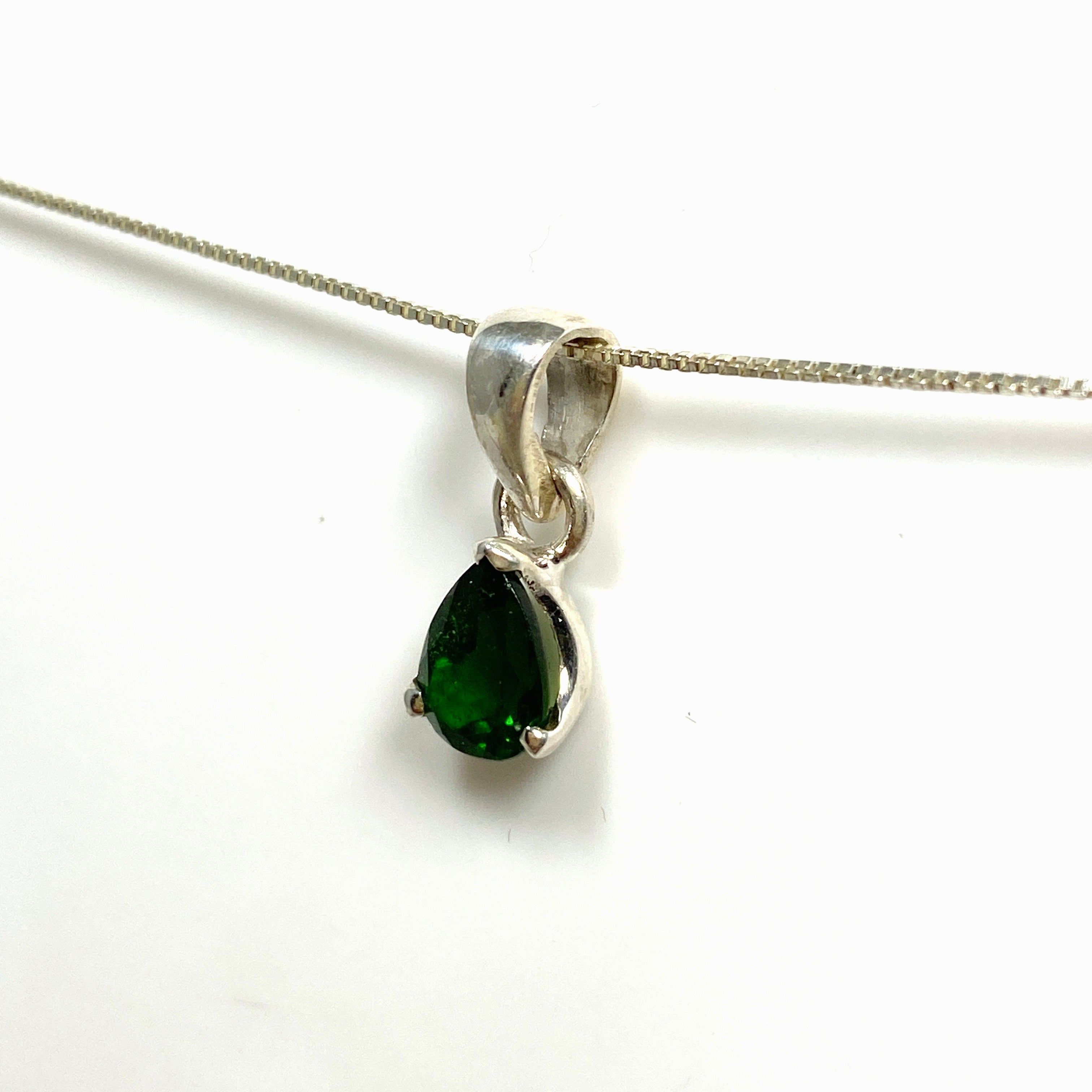 Chrome Diopside Teardrop Faceted Pendant Necklace - PPGJ792 | Green Gemstone Jewelry for Women | Perfect for Evening Wear & Special Occasions