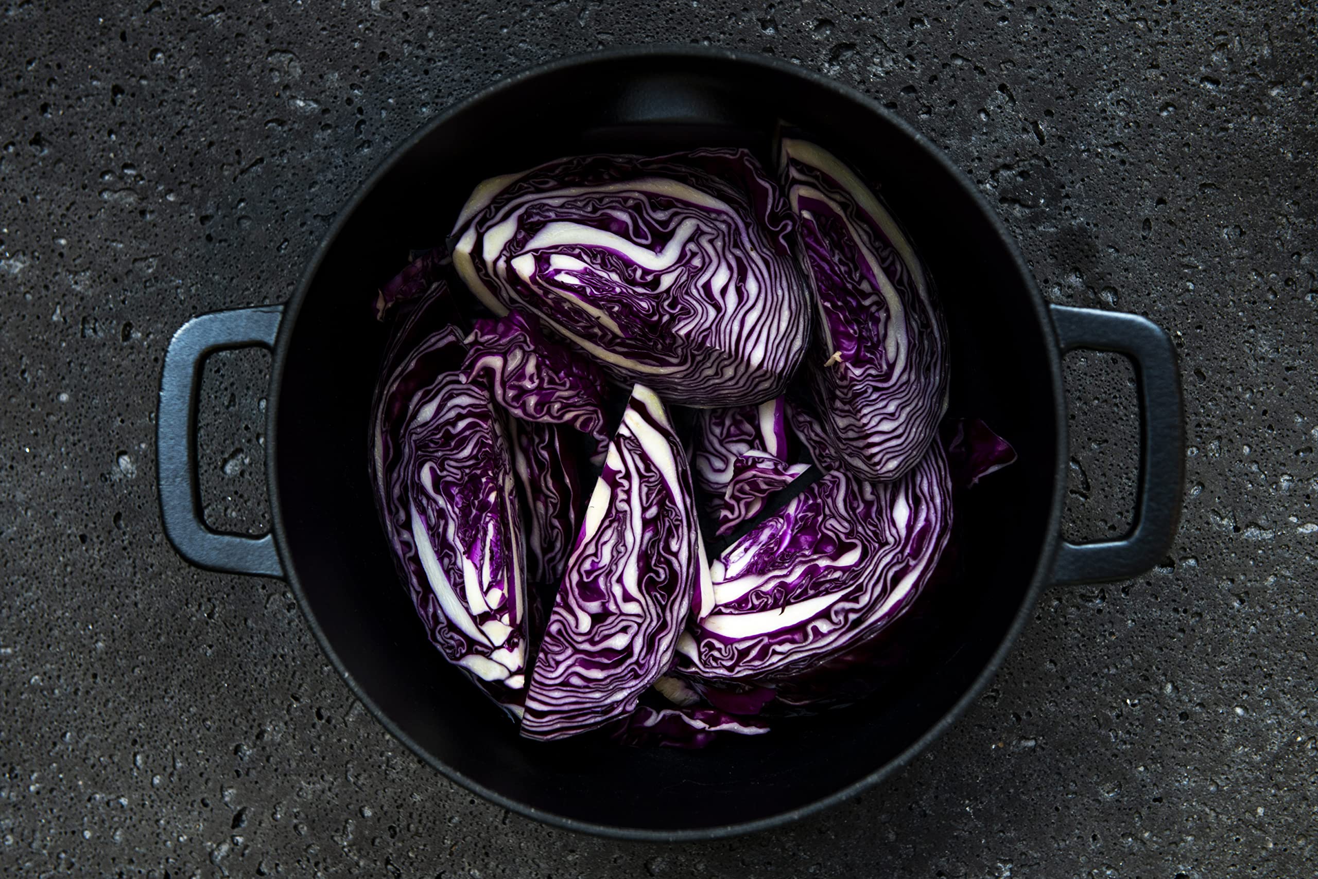 Sous-Chef Dutch Oven - 6 Qt Enameled Cast Iron Pot with Lid - Perfect for Braising, Baking & Slow Cooking - Stovetop to Oven Safe - Ideal for Soups, Stews & Bread Making