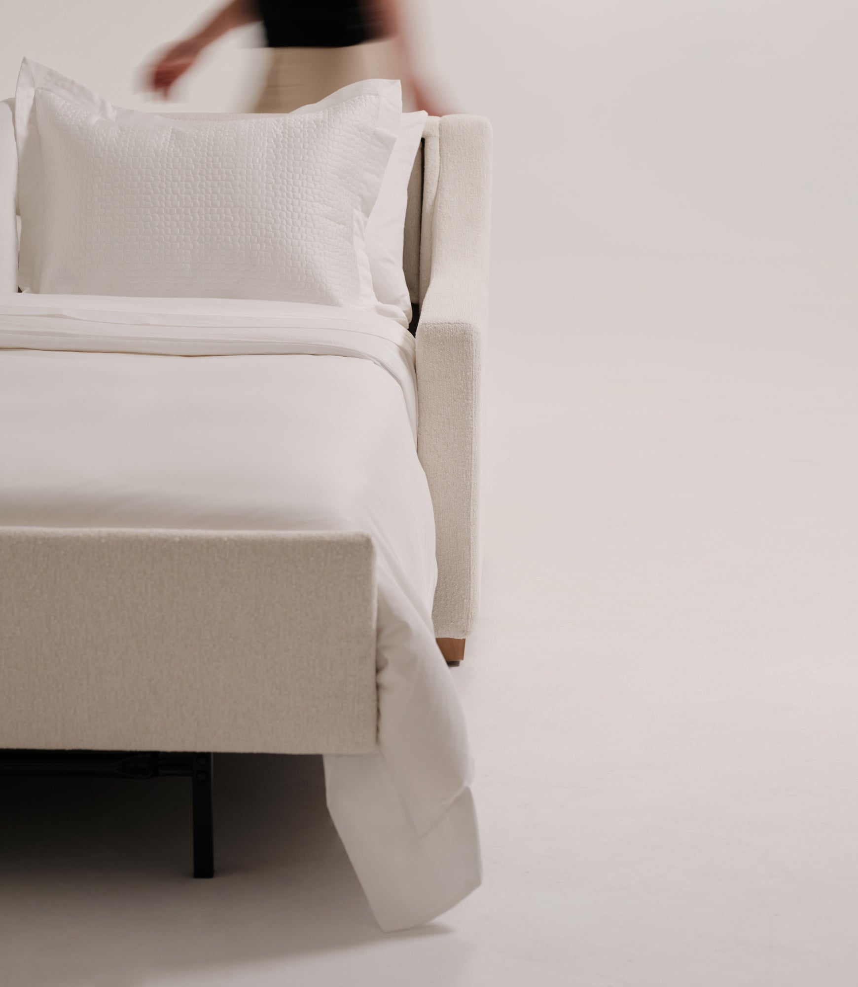 Premium American Leather Silver Sleeper Sheet Set - Soft & Breathable Bedding for Ultimate Comfort - Perfect for Master Bedrooms, Guest Rooms & Luxury Hotels