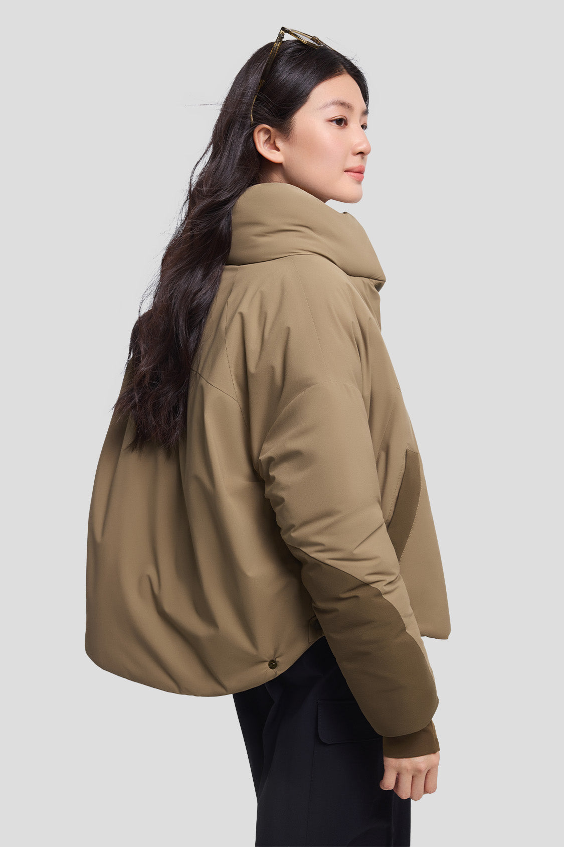 HeatGuard Women's High Warmth Stand Collar Winter Jacket - Cozy Outerwear for Cold Weather, Snow Activities & Daily Commute