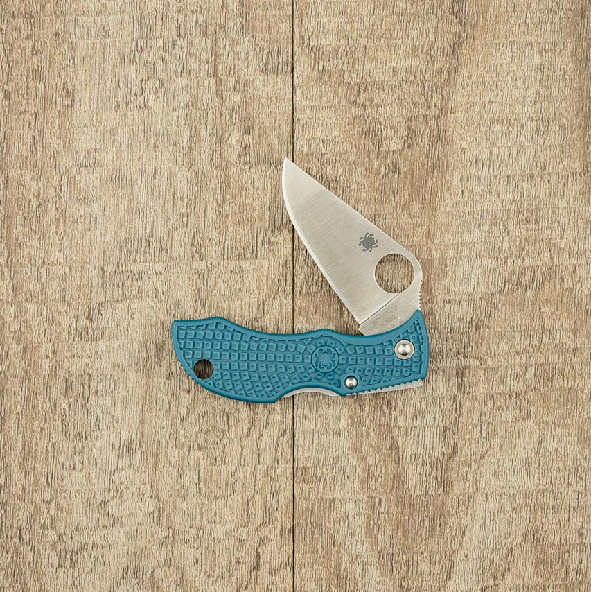Spyderco Manbug Pocket Knife - Compact EDC Folding Knife for Everyday Carry, Outdoor Adventures & Survival Gear | High-Quality Stainless Steel Blade