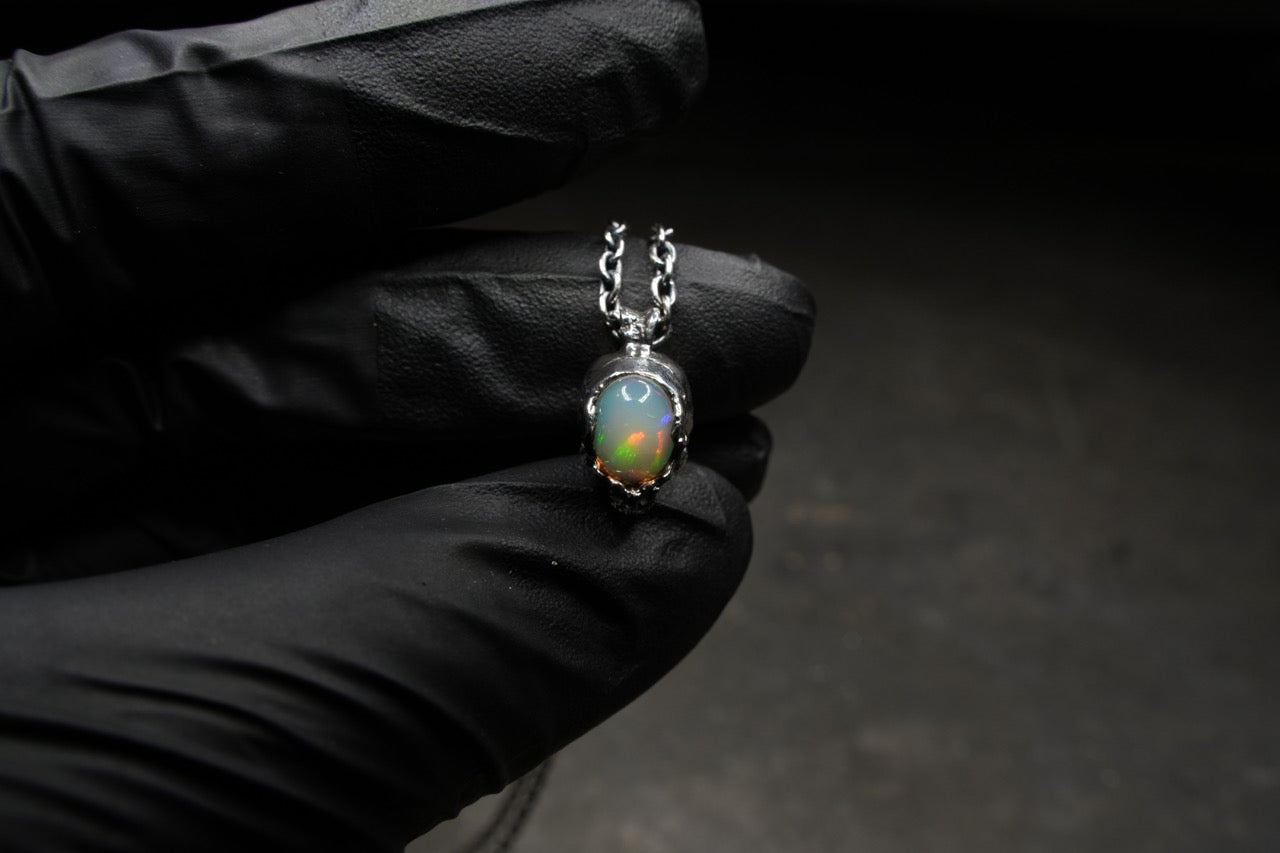 Opal Space Skull Necklace - Unique Gothic Jewelry for Women & Men | Perfect for Halloween, Cosplay, and Alternative Fashion