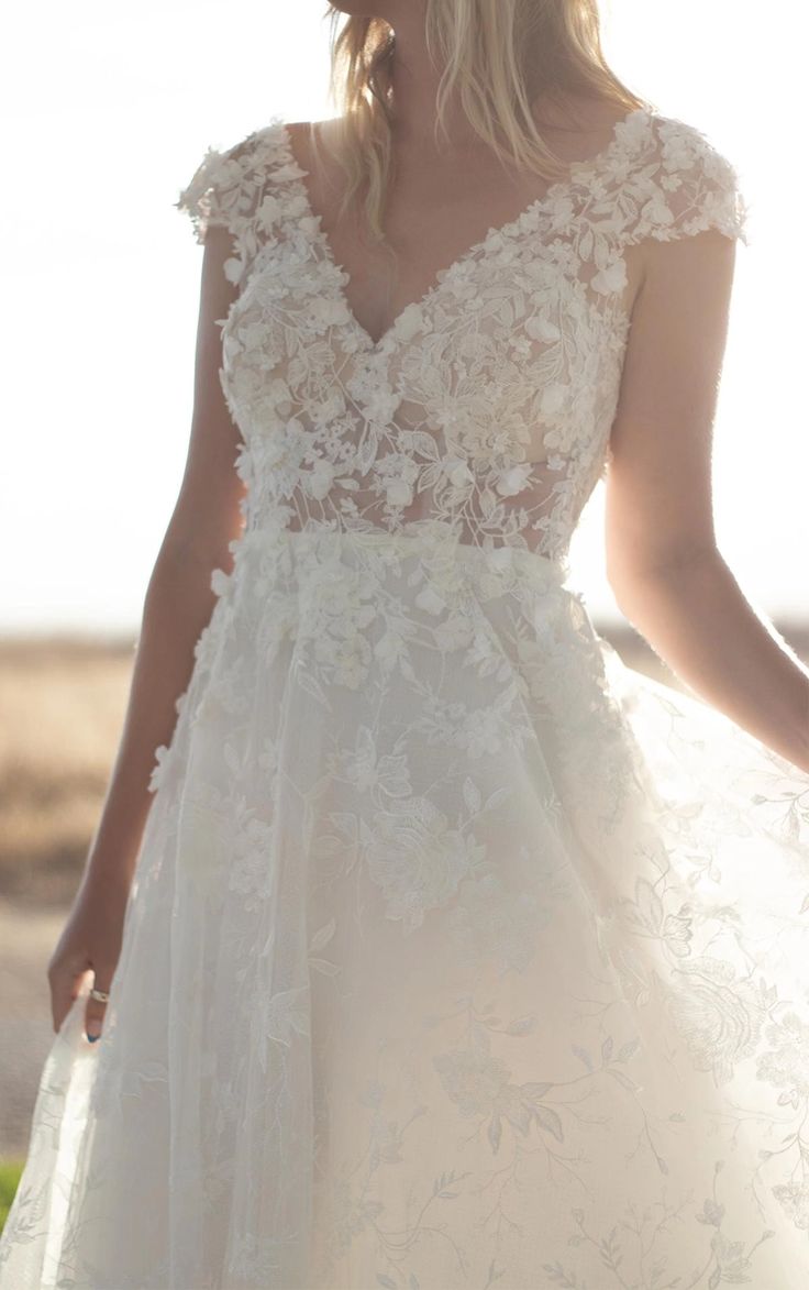Martina Liana 1447 Wedding Dress - Elegant Lace Bridal Gown for Church Ceremony & Formal Reception