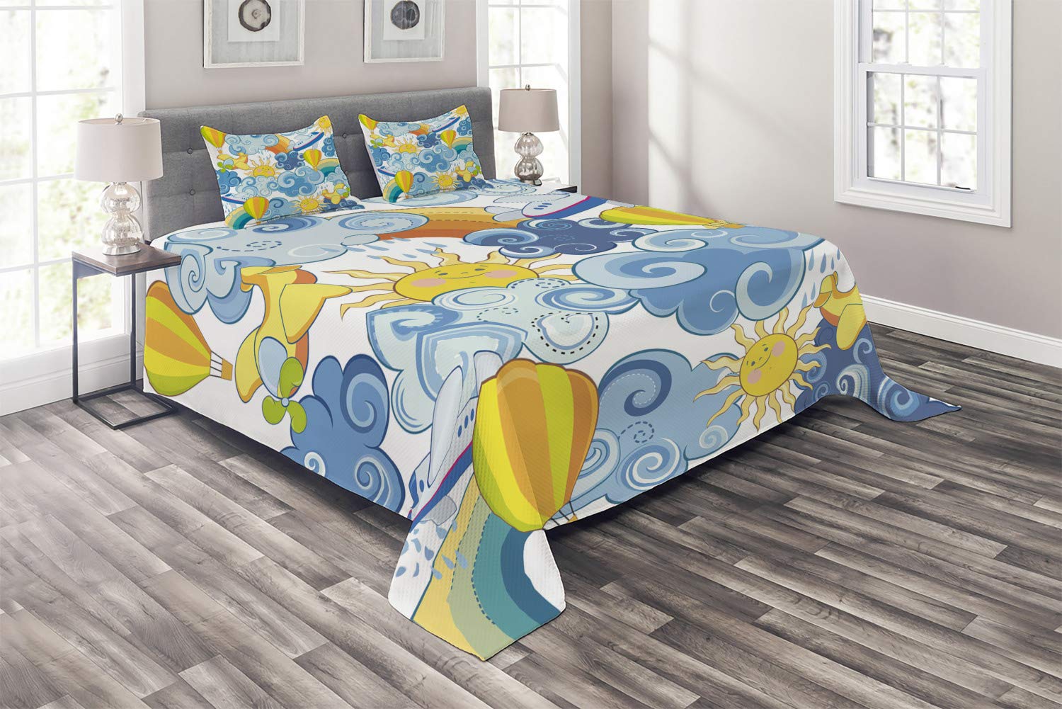 Ambesonne Sky Coverlet - 3 Piece King Size Quilted Bedspread Set with 2 Pillow Shams, Children's Cloud & Sun Design with Airplanes & Balloons in Yellow & Pale Blue - Perfect for Kids' Bedrooms, Nursery Decor & Cozy Bedding