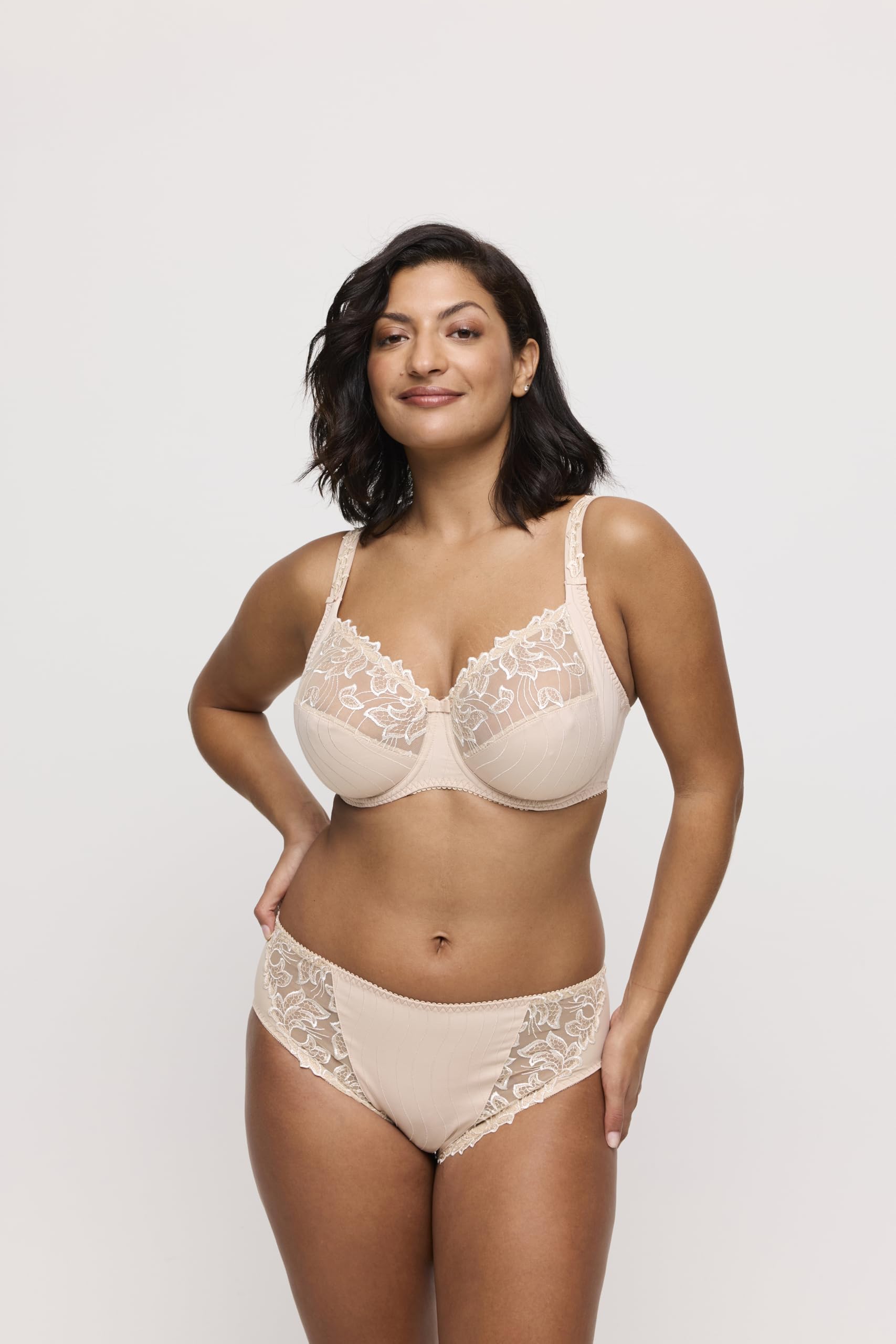Primadonna Women's Wide Full Cup Bra - Comfortable Plus Size Lingerie for Everyday Wear & Special Occasions