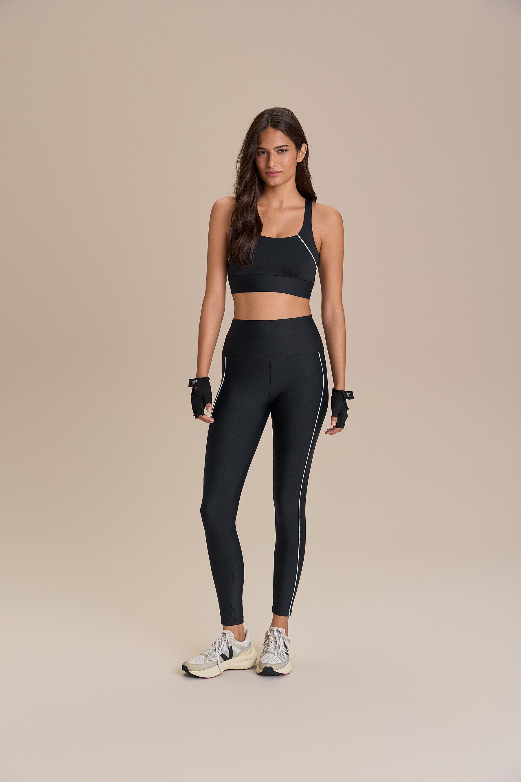 LIVE Sense Pro Piping Sports Bra - High Support Workout Bra for Running, Yoga & Gym - Moisture Wicking & Breathable for Active Women