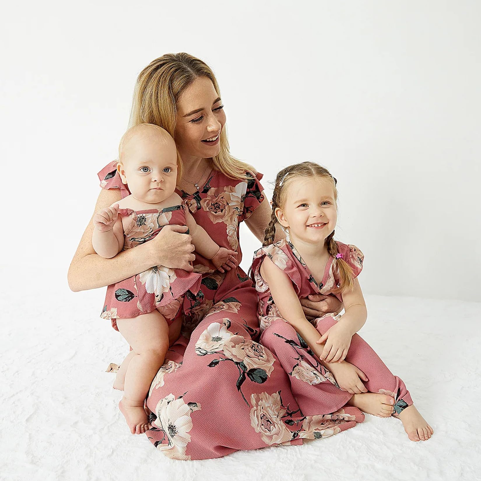Stylish Mommy and Me Matching Dresses for Women & Girls | Family Outfits for Special Occasions & Photo Shoots
