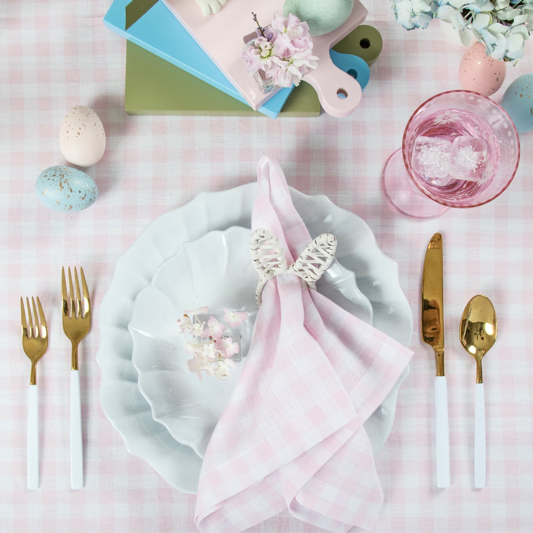 Premium Gingham Checkered Napkins Set of 4 - 100% Cotton Kitchen & Dining Cloth for Parties, Picnics, and Everyday Use