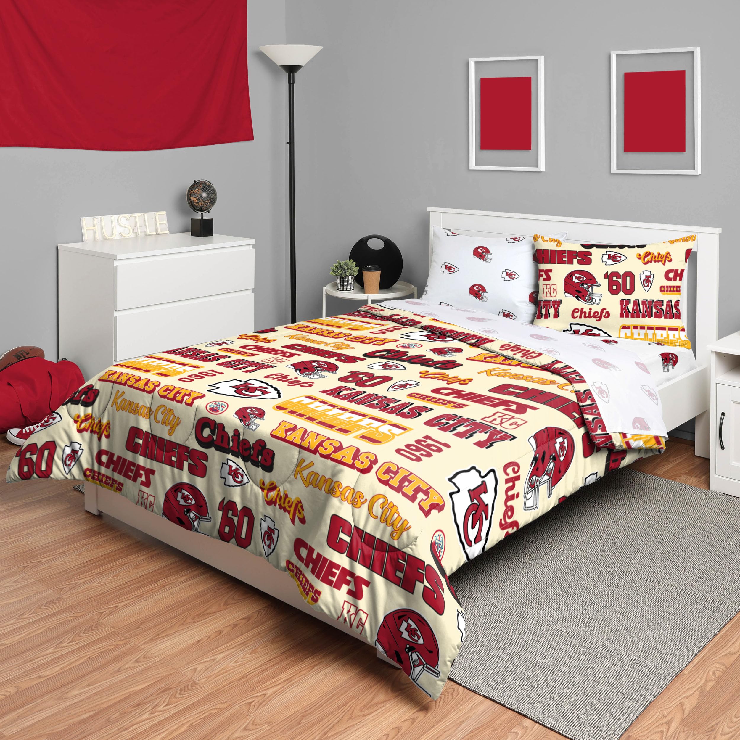 FOCO NFL Team Logo 5-Piece Bedding Set - Unisex Adult Comforter, Sheets & Pillowcases for Football Fans | Perfect for Game Day, Dorm Room & Sports Themed Bedroom Decor