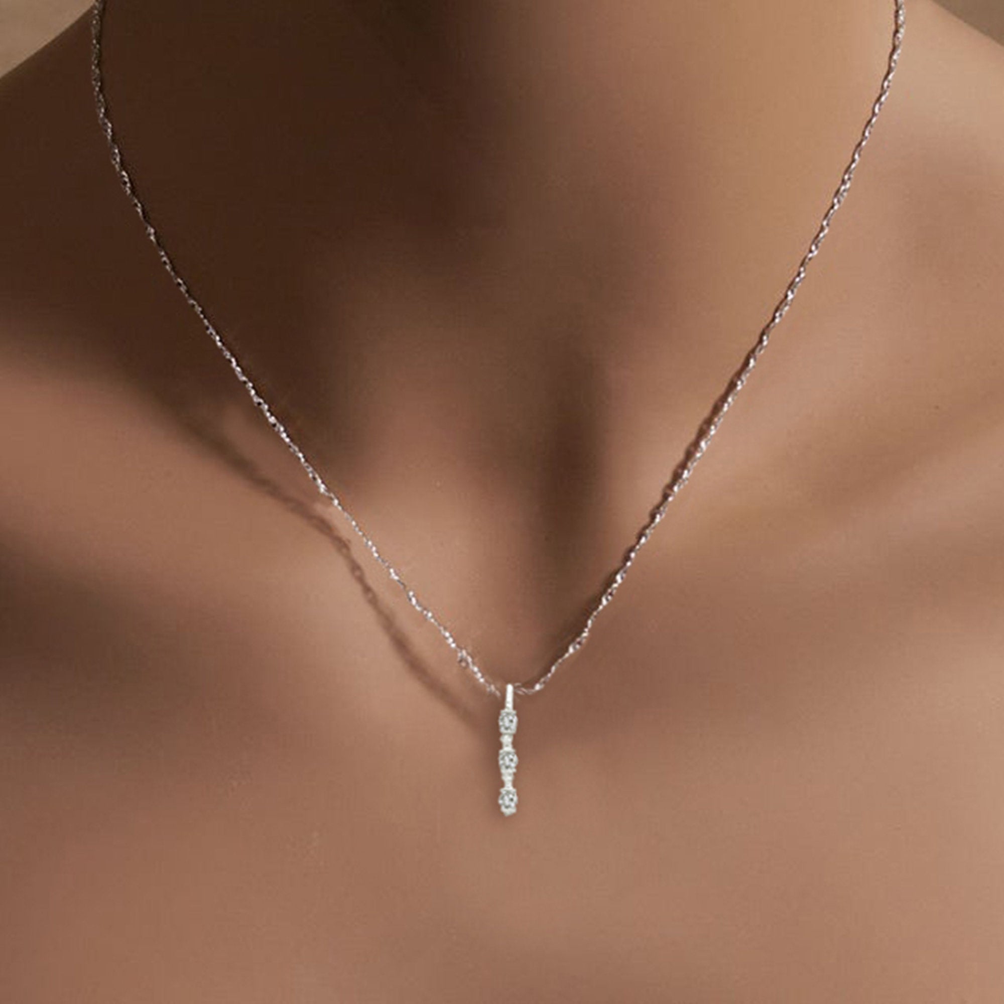 Elegant Three Stone Vertical Pendant Necklace - 0.26cttw Diamond in 18k White Gold | Perfect for Anniversaries, Engagements & Special Occasions