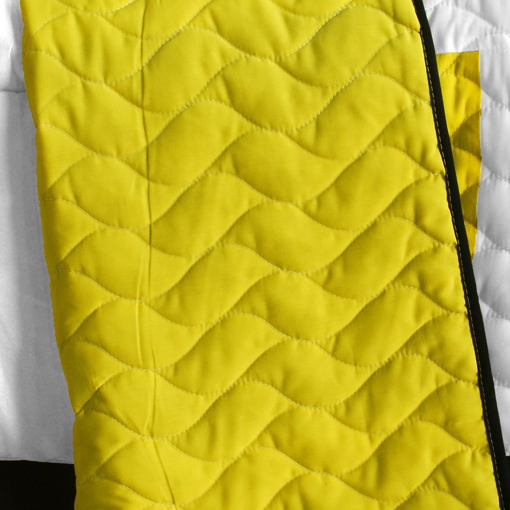 Vermicelli-Quilted Patchwork Quilt Set Full/Queen Size - Stylish & Comfortable Bedding for Cozy Bedrooms & Guest Rooms