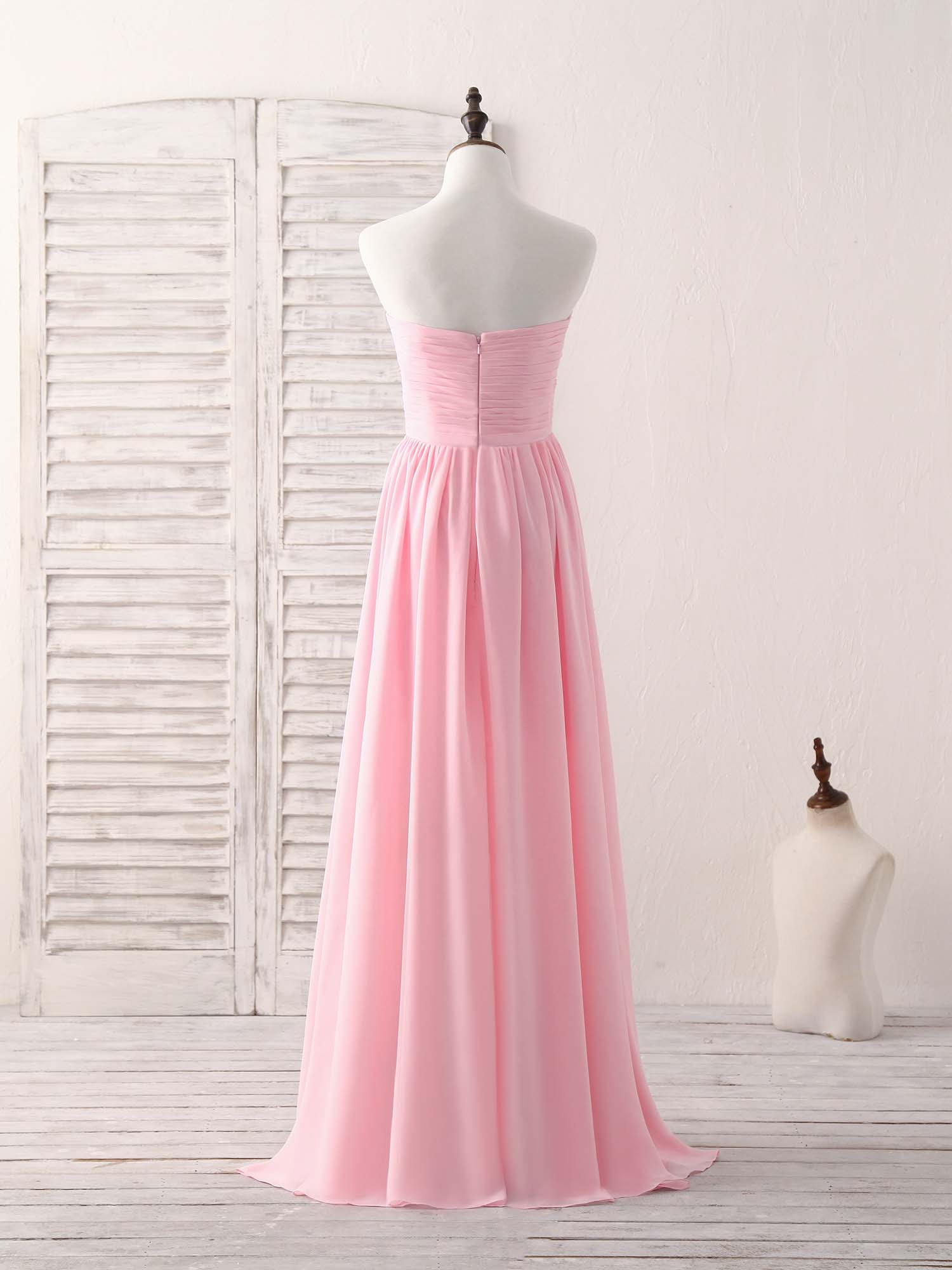 Elegant Pink Sweetheart Neck Chiffon High-Low Prom Dress for Women | Formal Evening Gown & Bridesmaid Dress | Perfect for Prom, Homecoming, Wedding Party & Special Occasions