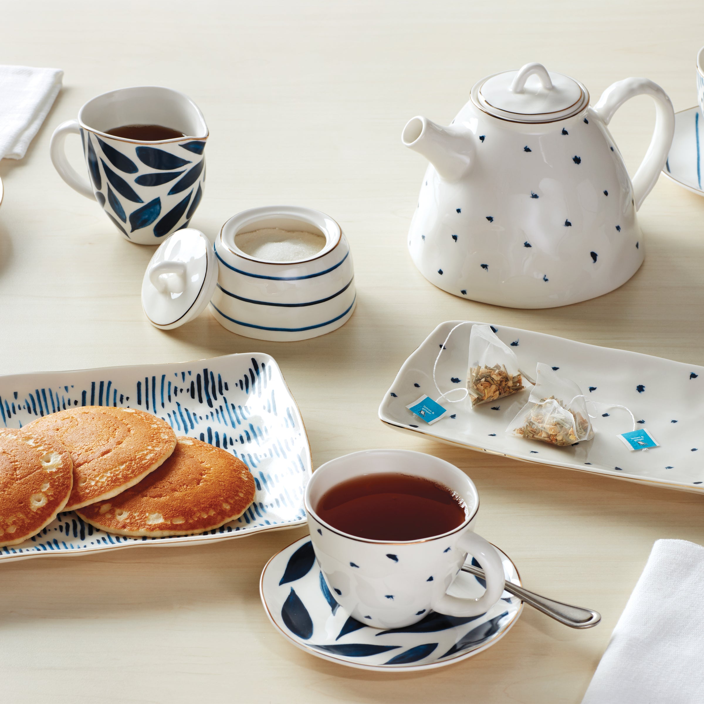 Blue Bay 9-Piece Porcelain Tea Set with Teapot & Cups - Elegant Afternoon Tea Gift Set for Home, Parties & Bridal Showers