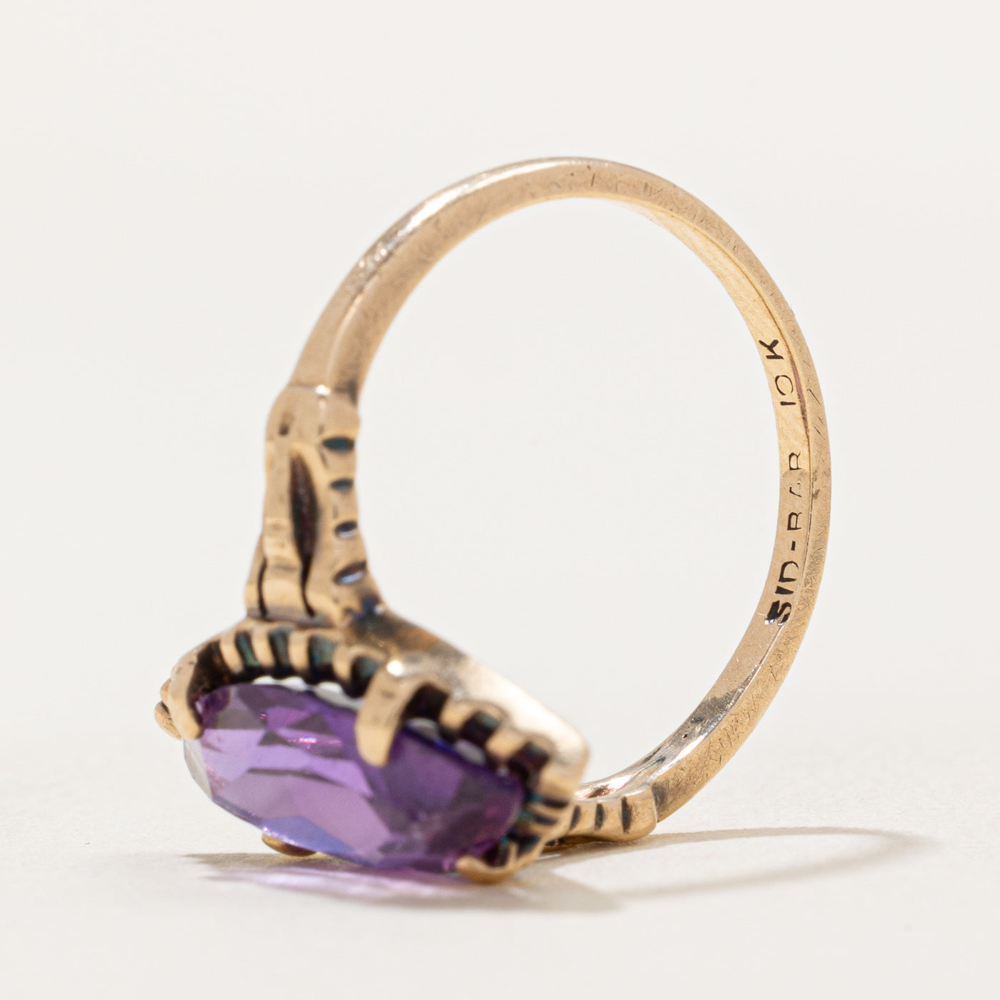 2.56ct Lab-Created Color Changing Sapphire Ring - Size 6.5 | Perfect for Engagement, Anniversary & Special Occasion Gifts