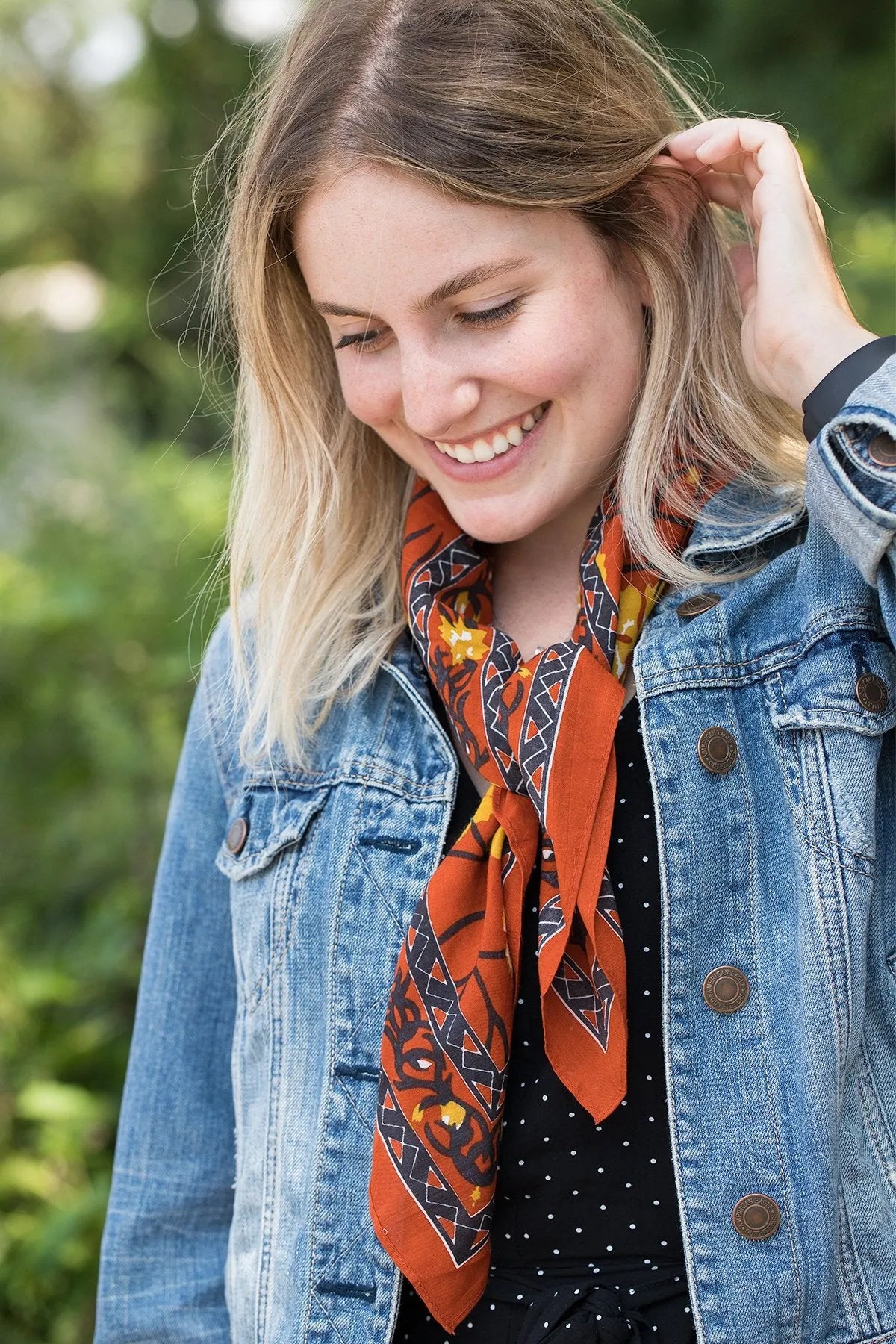 Floral Bandana Scarf - Stylish & Versatile Fashion Accessory for Women, Men - Perfect for Headband, Neck Scarf, Hair Wrap, Face Covering & Outdoor Activities