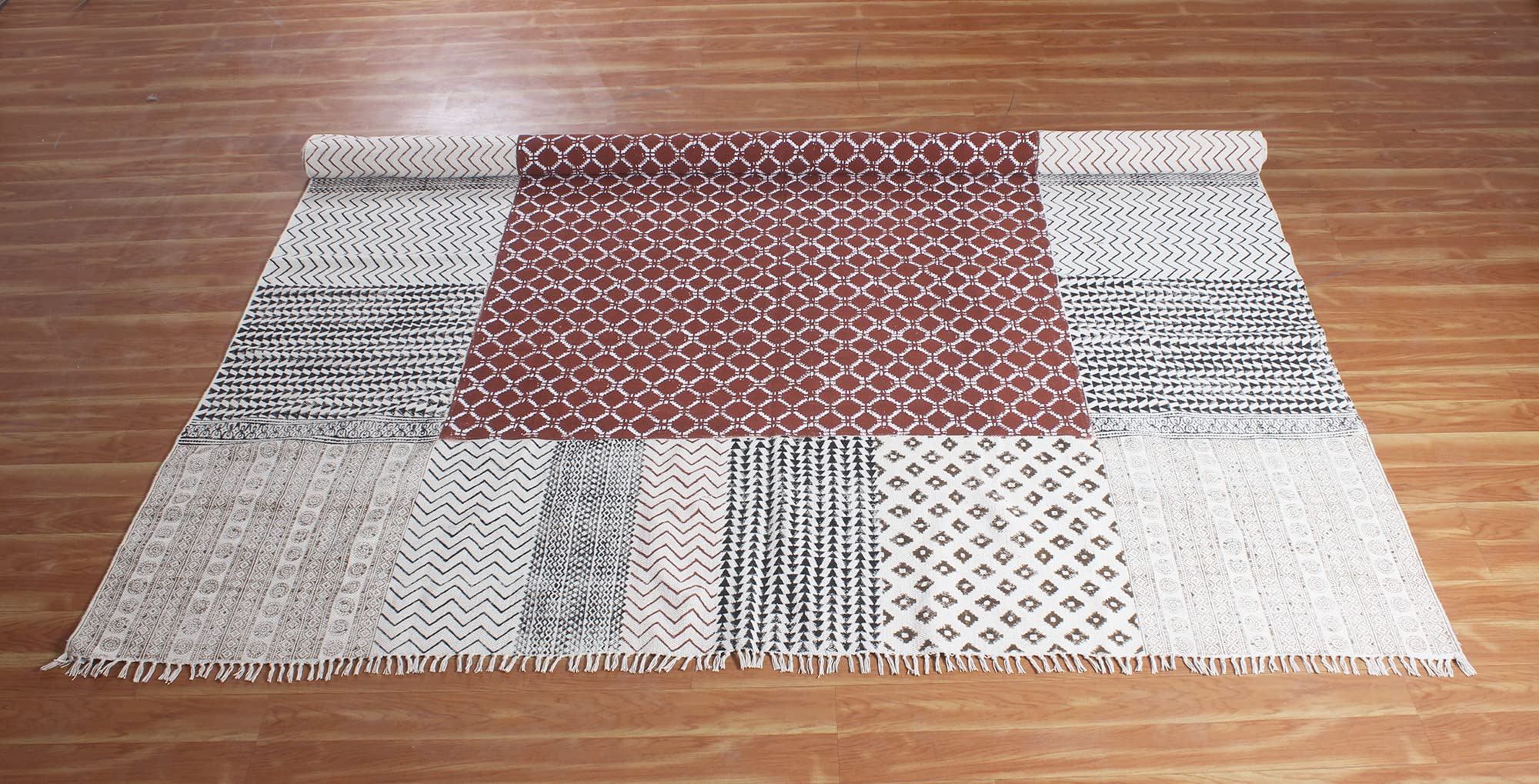 4x6 Brown Cotton Dhurrie Geometric Kilim Rug - Rectangular Area Rug for Indoor & Outdoor Use, Flatweave High Traffic Carpet - Perfect for Bedroom, Dining Room & Living Room Decor