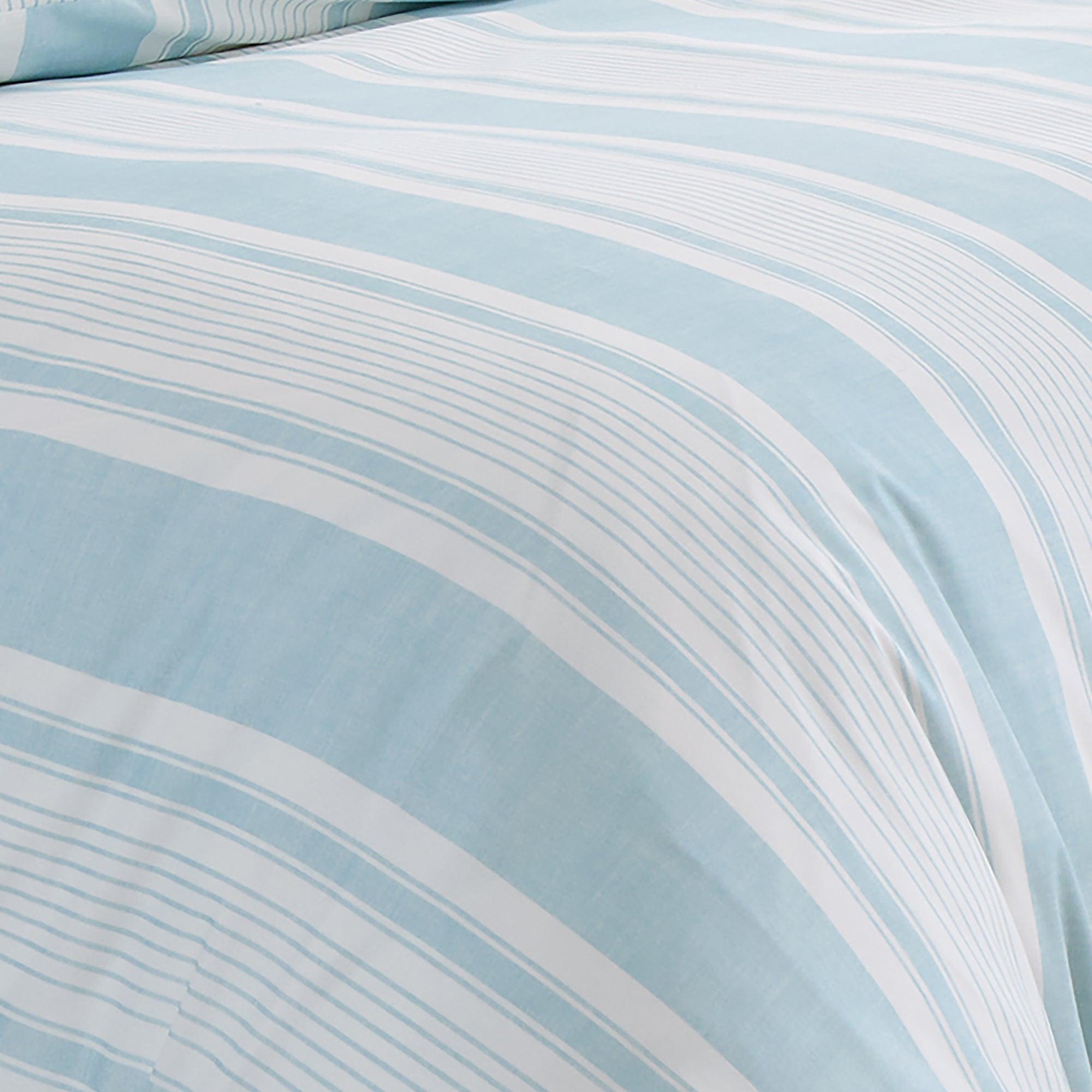 Dreams & Drapes Finlay Stripe Duvet Cover Set - Soft Blue Bedding Set, Queen Size, 3-Piece with Pillow Shams | Perfect for Master Bedroom, Guest Room & Coastal Decor