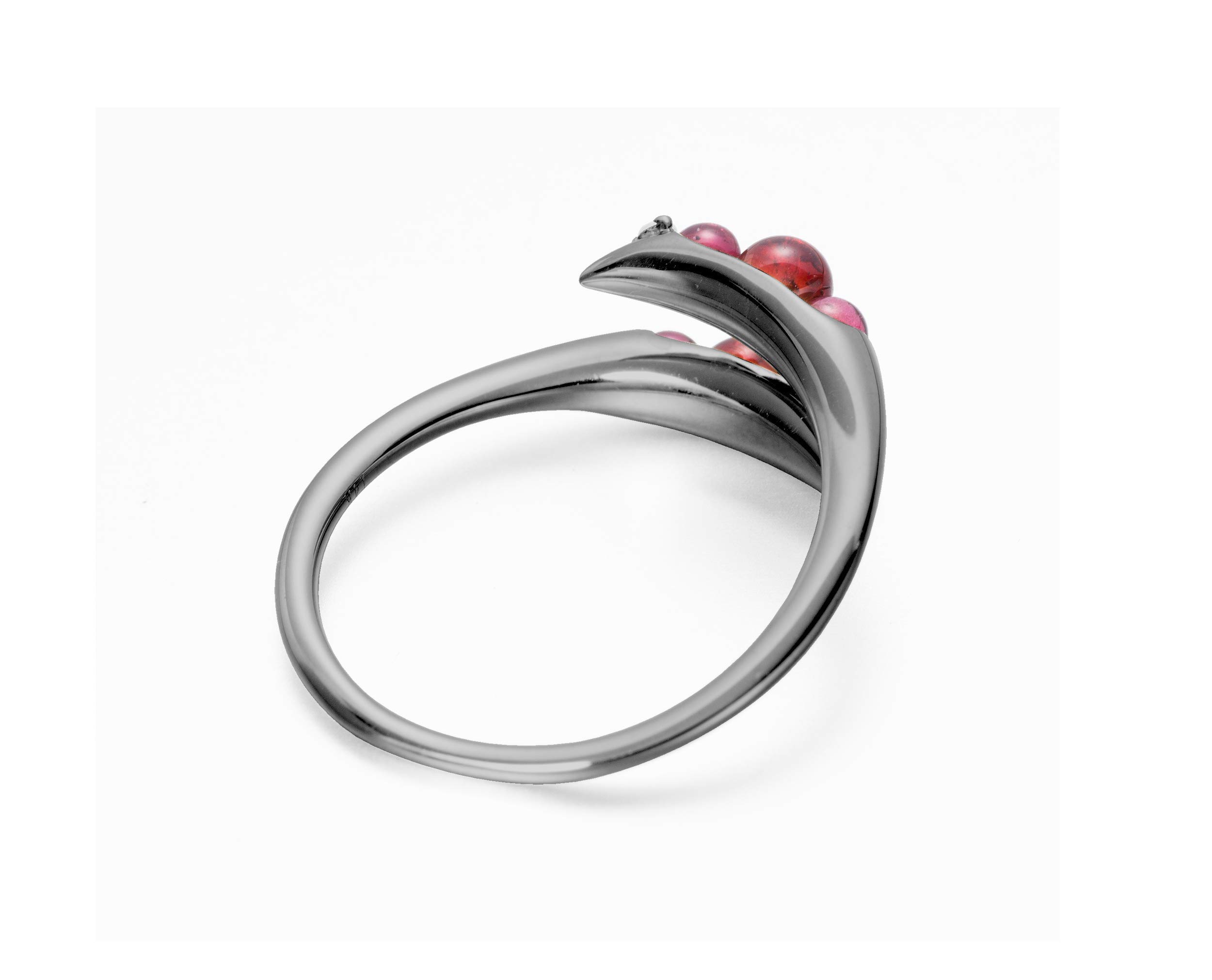 Majade 14K Gold Garnet Ring - January Birthstone, Handmade Red Gemstone Engagement & Wedding Ring - Unique Minimalist Alternative Jewelry for Nature Lovers | Perfect for Anniversaries, Proposals & Special Occasions