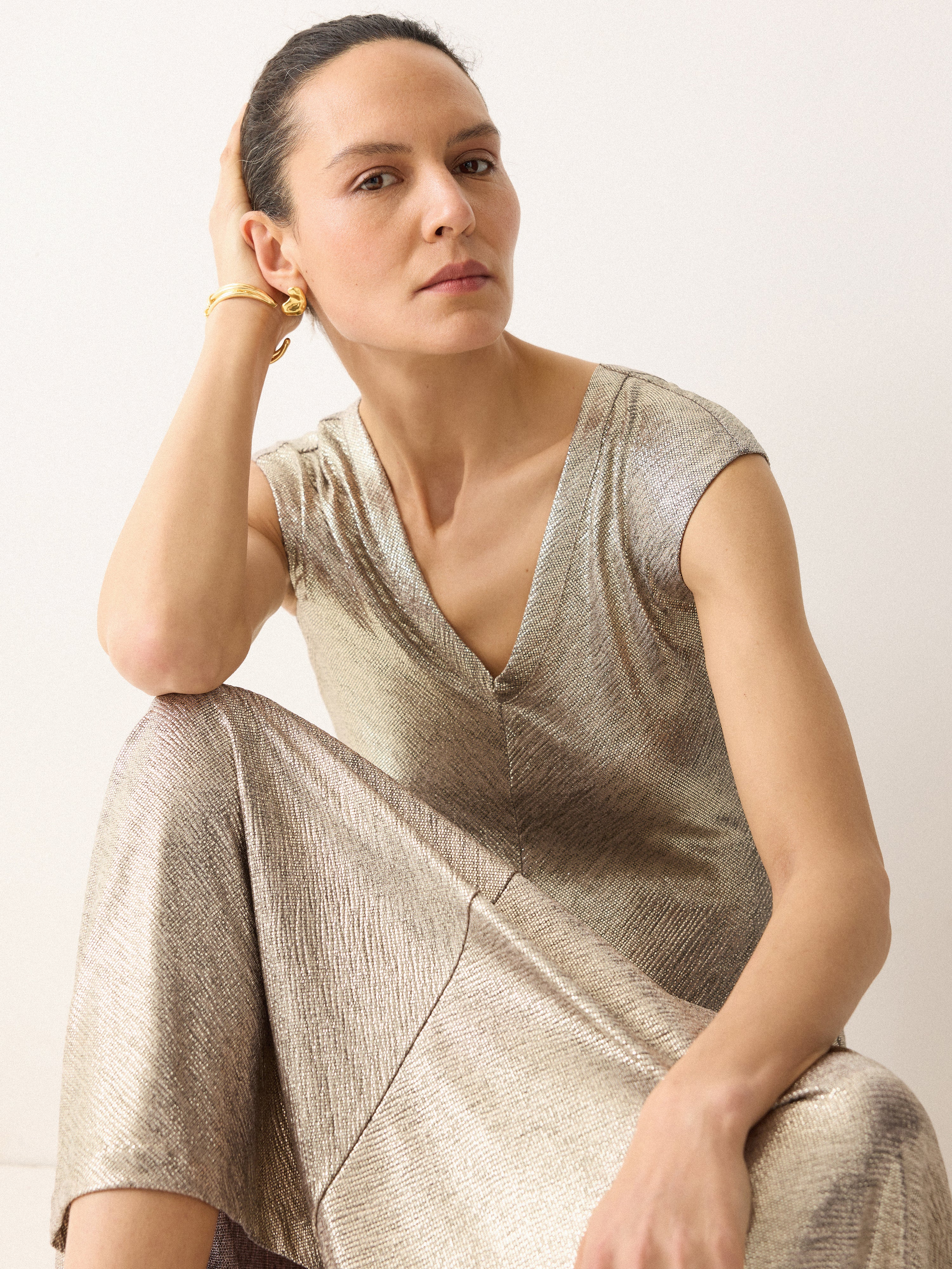 Elegant Metallic Gold Maxi Dress for Women - Perfect for Evening Parties, Weddings & Special Occasions