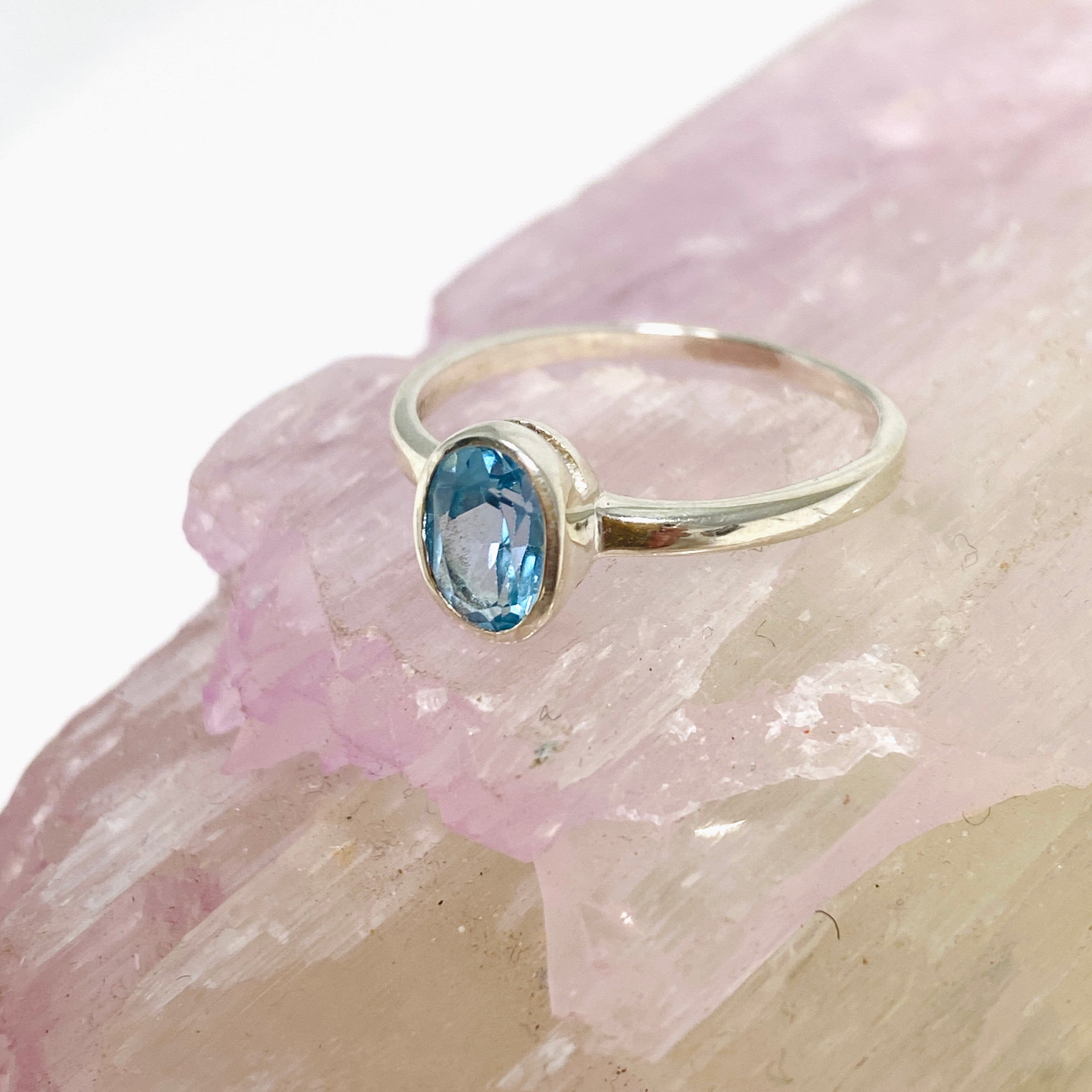 Blue Topaz Oval Faceted Ring - Size 7.5 Sterling Silver Women's Jewelry - Perfect for Engagement, Anniversary & Special Occasion Gifts